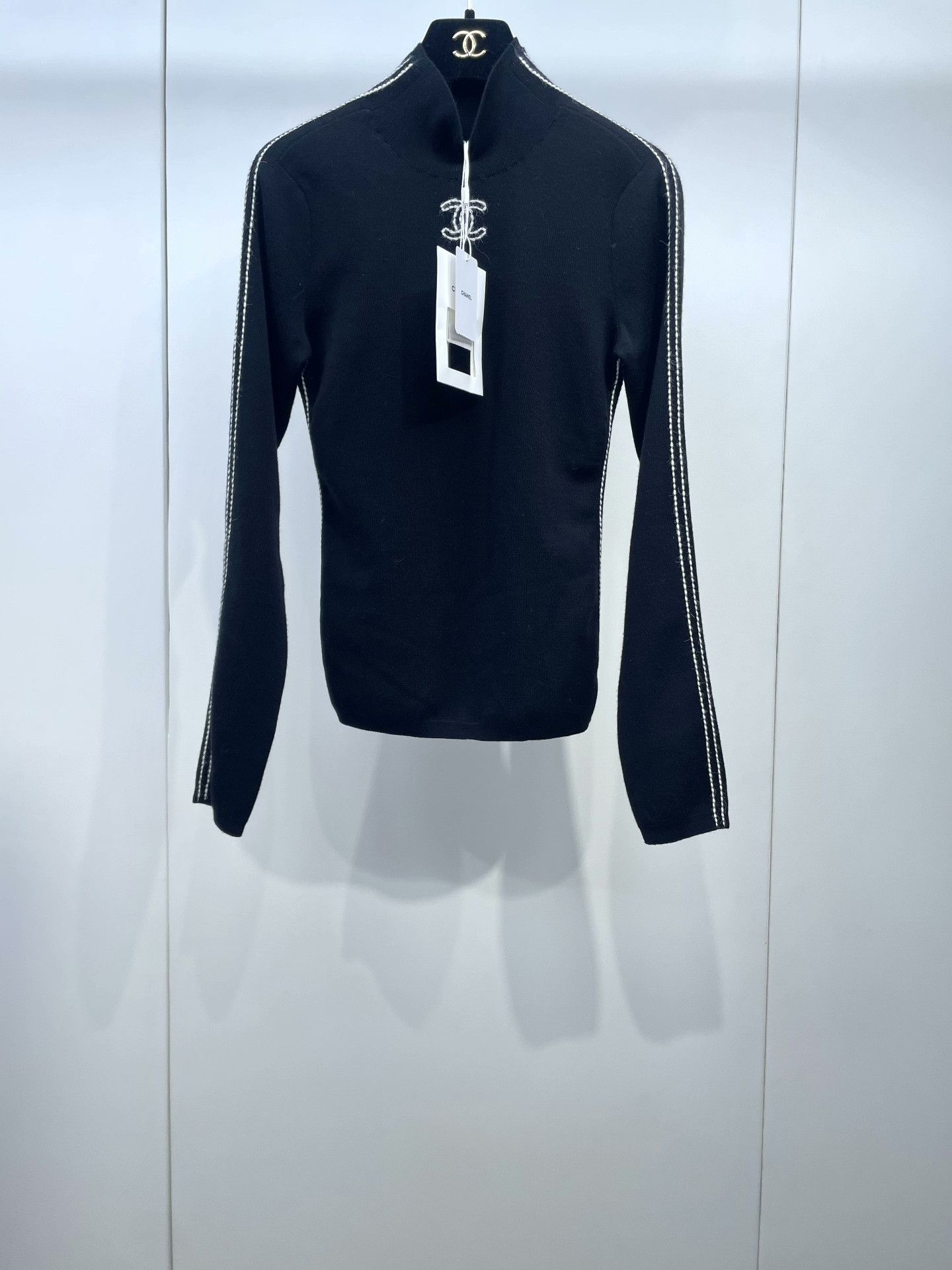 Chanel Chanel 25N Ski Mock Neck Base Layer Size XXS / US 00 / IT 34 - 1 Thumbnail
