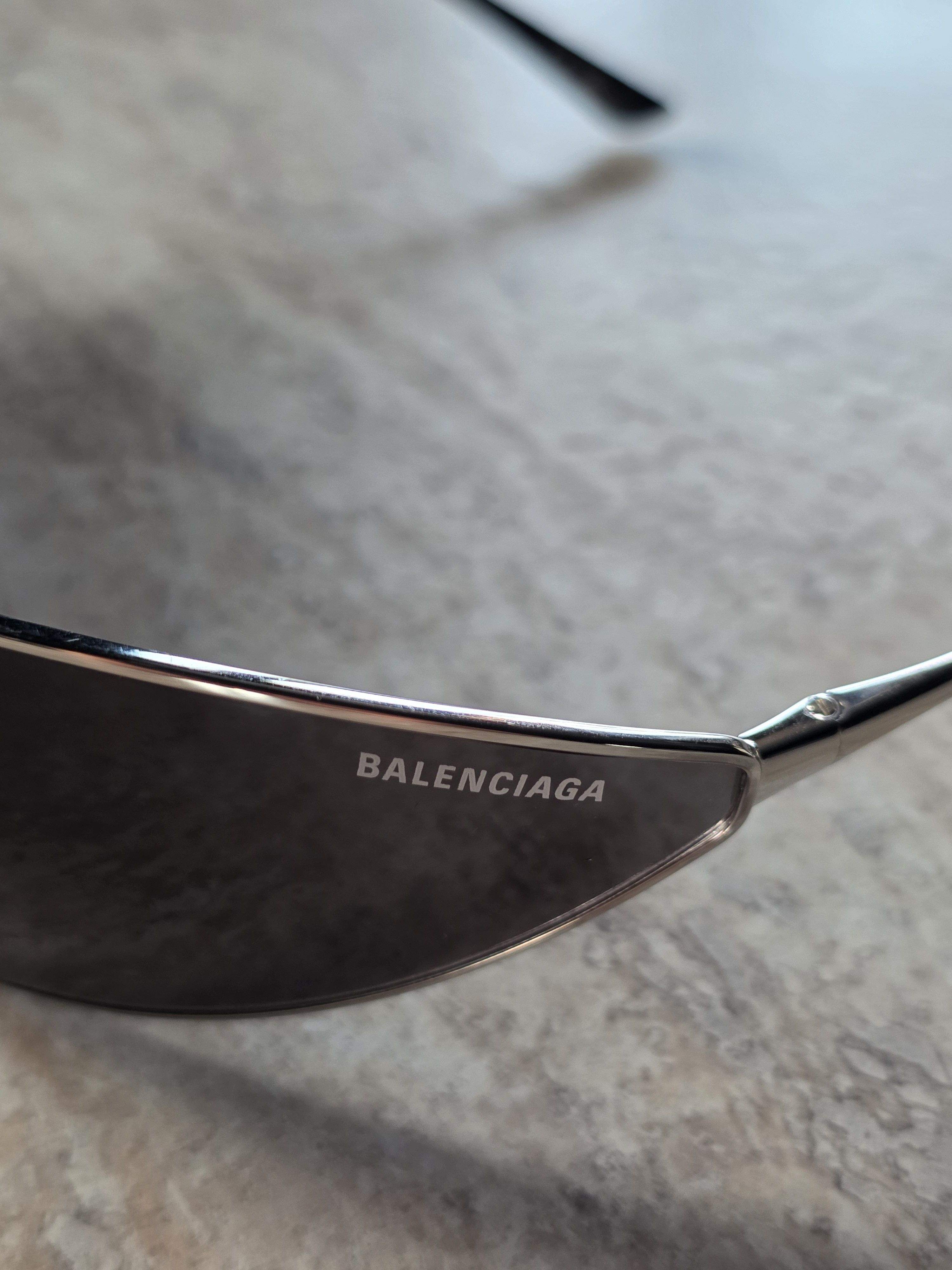 Balenciaga Balenciaga sunglasses Size ONE SIZE - 4 Thumbnail