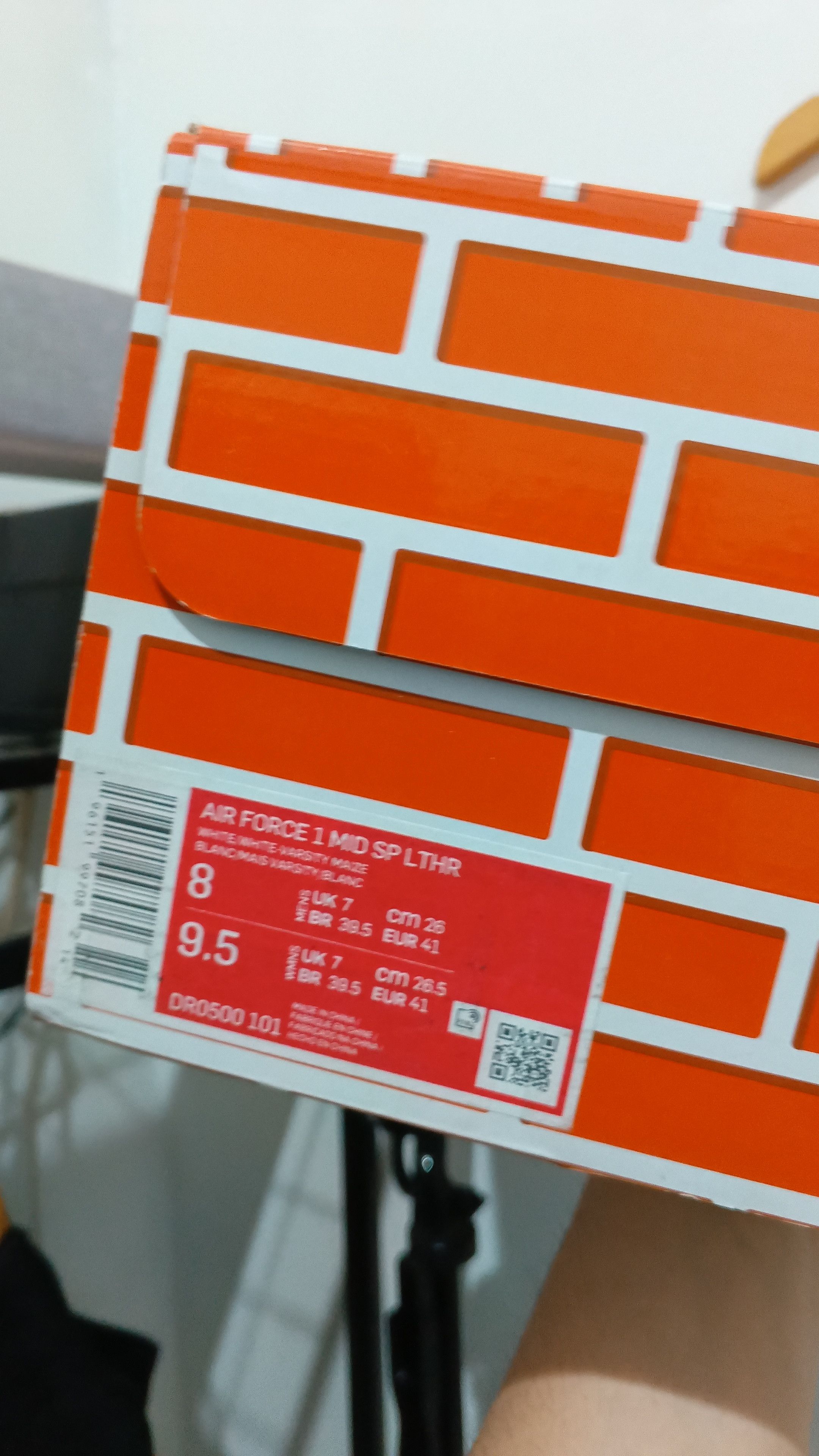 Nike × Off-White Air Force 1 Mid x Off-White™ White and Varsity Maize Size US 8 / EU 41 - 8 Thumbnail
