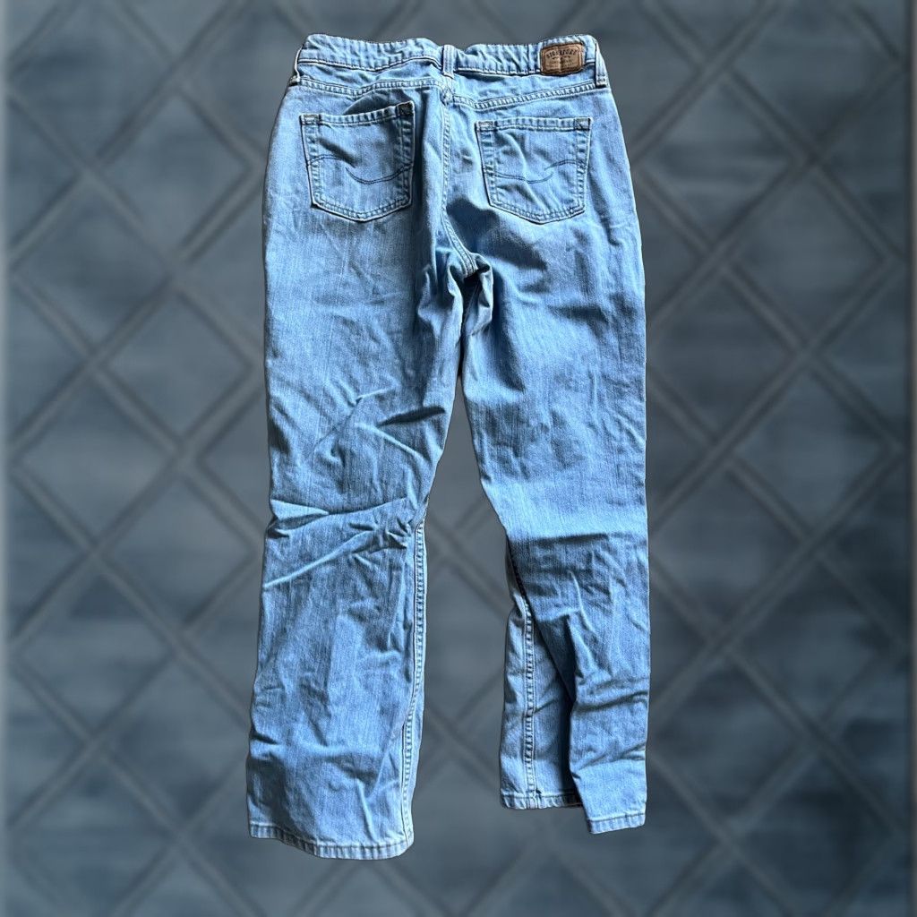 Levi's Levis Signature Jeans Womens 8S Blue Denim Modern Bootcut Mid Rise Western 28x28 28 in Inseam 5-Pocket Design Slim Levi's Womens Jeans Boots Cut 28 28 Size 28" / US 6 / IT 42 - 1 Thumbnail
