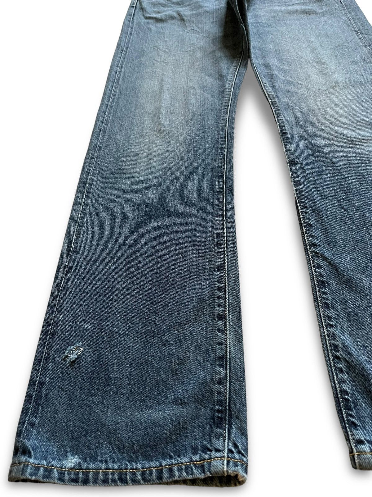 Japanese Brand × Uniqlo Vintage Japanese Uniqlo Selvedge Distressed Loose Blue Jeans Size US 35 - 7 Thumbnail