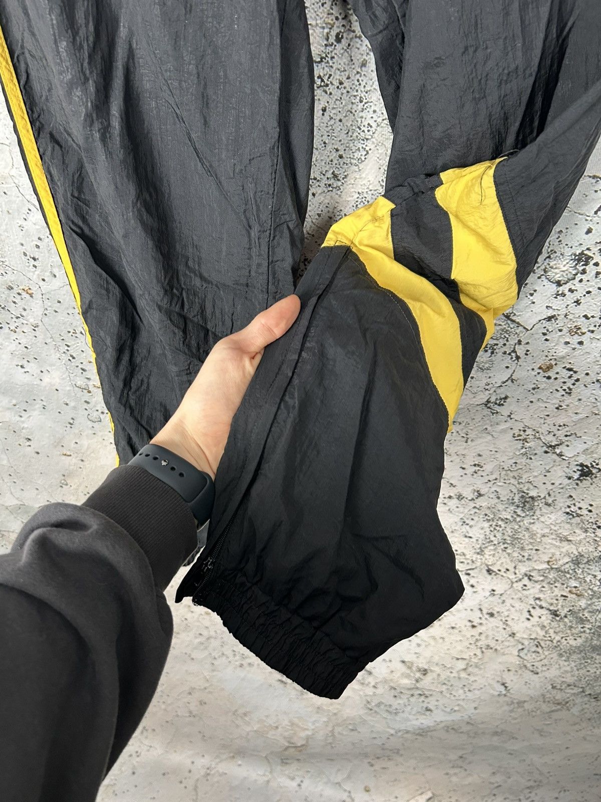 Adidas Vintage Adidas 90s Three Stripes Sweatpants Football Sport Size US 32 / EU 48 - 5 Thumbnail