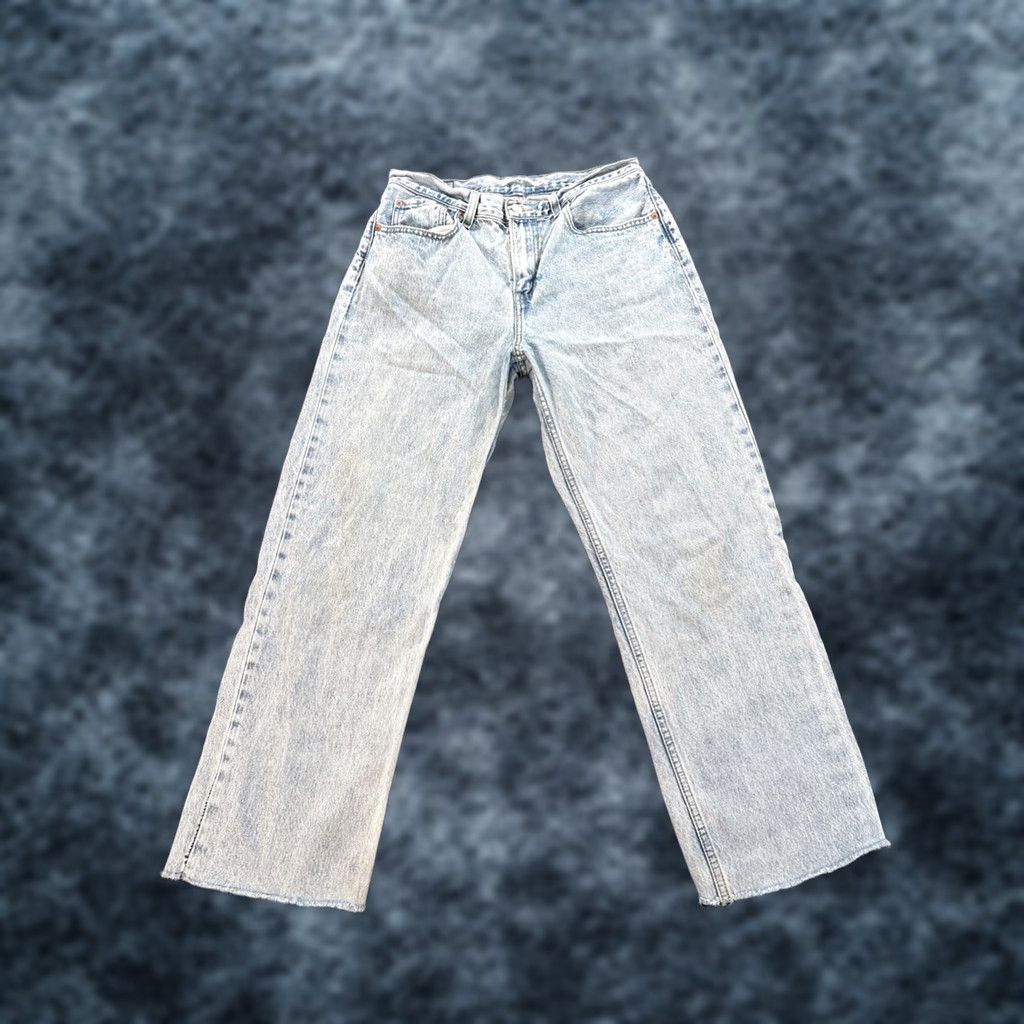 Levi's Levi's Jeans Womens Blue Low Pro Straight Distressed Light Wash Baggy 30 Regular Inseam 30 Denim 100% Cotton Shirt? Size 30" / US 8 / IT 44 - 1 Thumbnail