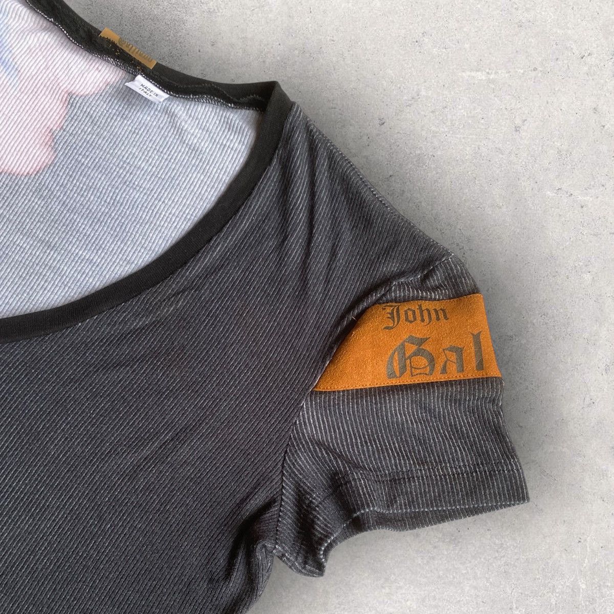 John Galliano × Vintage Rare Koi Fish Silk Blend Micro Ribbed T Shirt Size US M / EU 48-50 / 2 - 4 Thumbnail