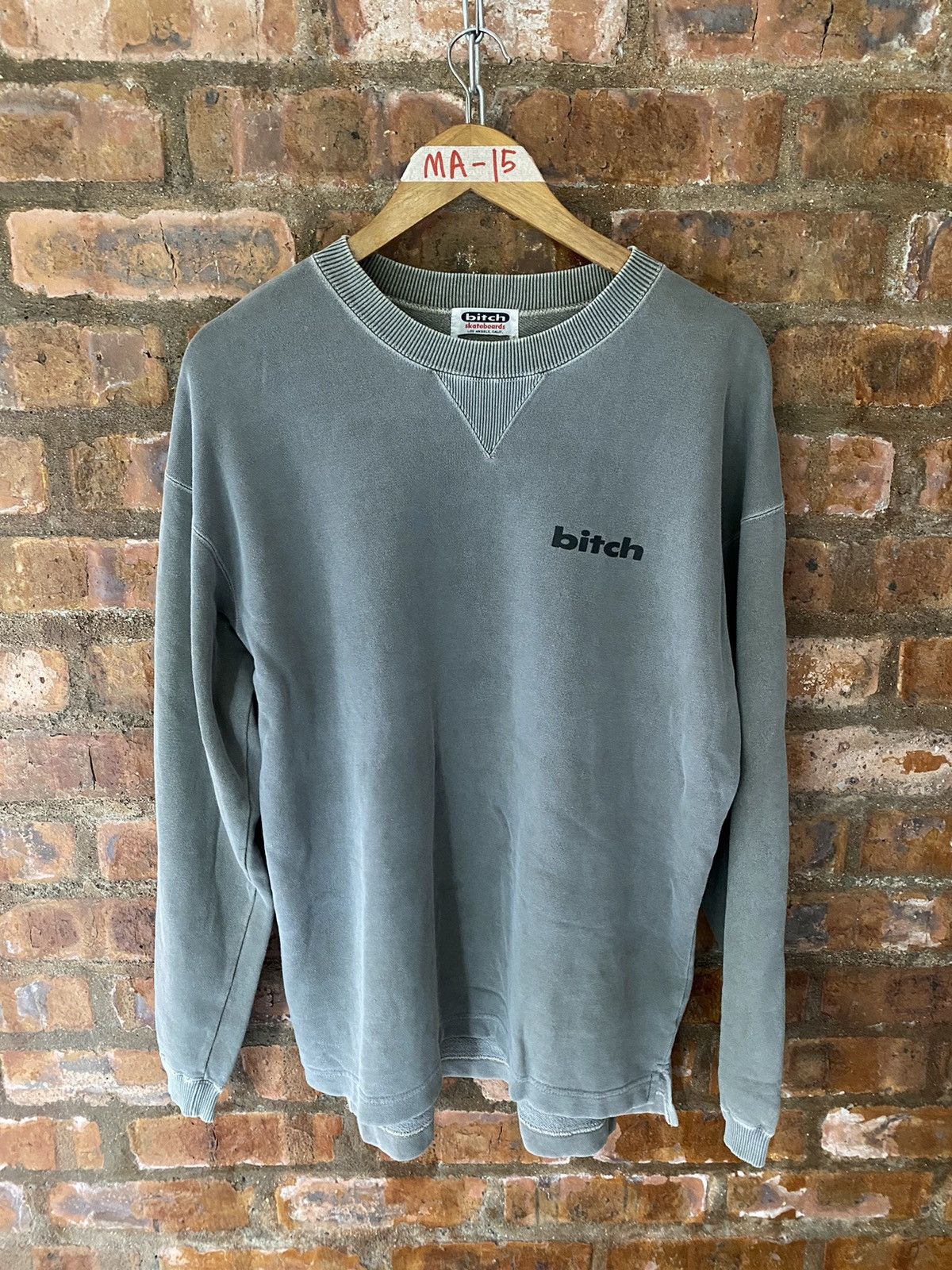 Hook-Ups 🔥1990s BITCH skateboard tribal logo sweashirt Size US L / EU 52-54 / 3 - 5 Thumbnail