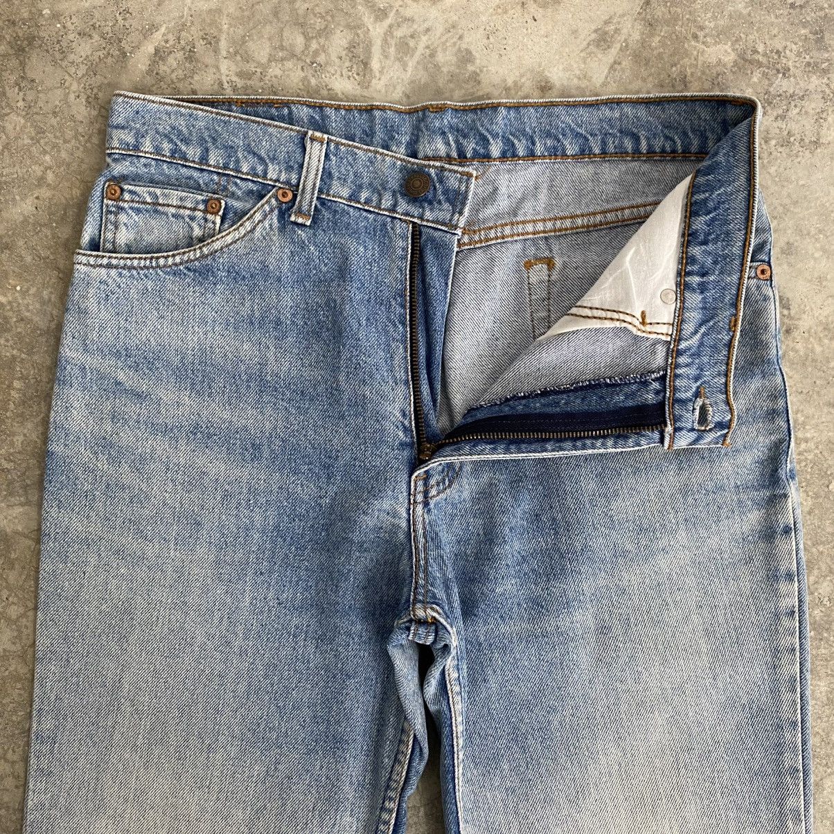 Levi's Vintage 90’s Levis 505 Faded Blue Straight Leg Jeans Size US 32 / EU 48 - 7 Thumbnail
