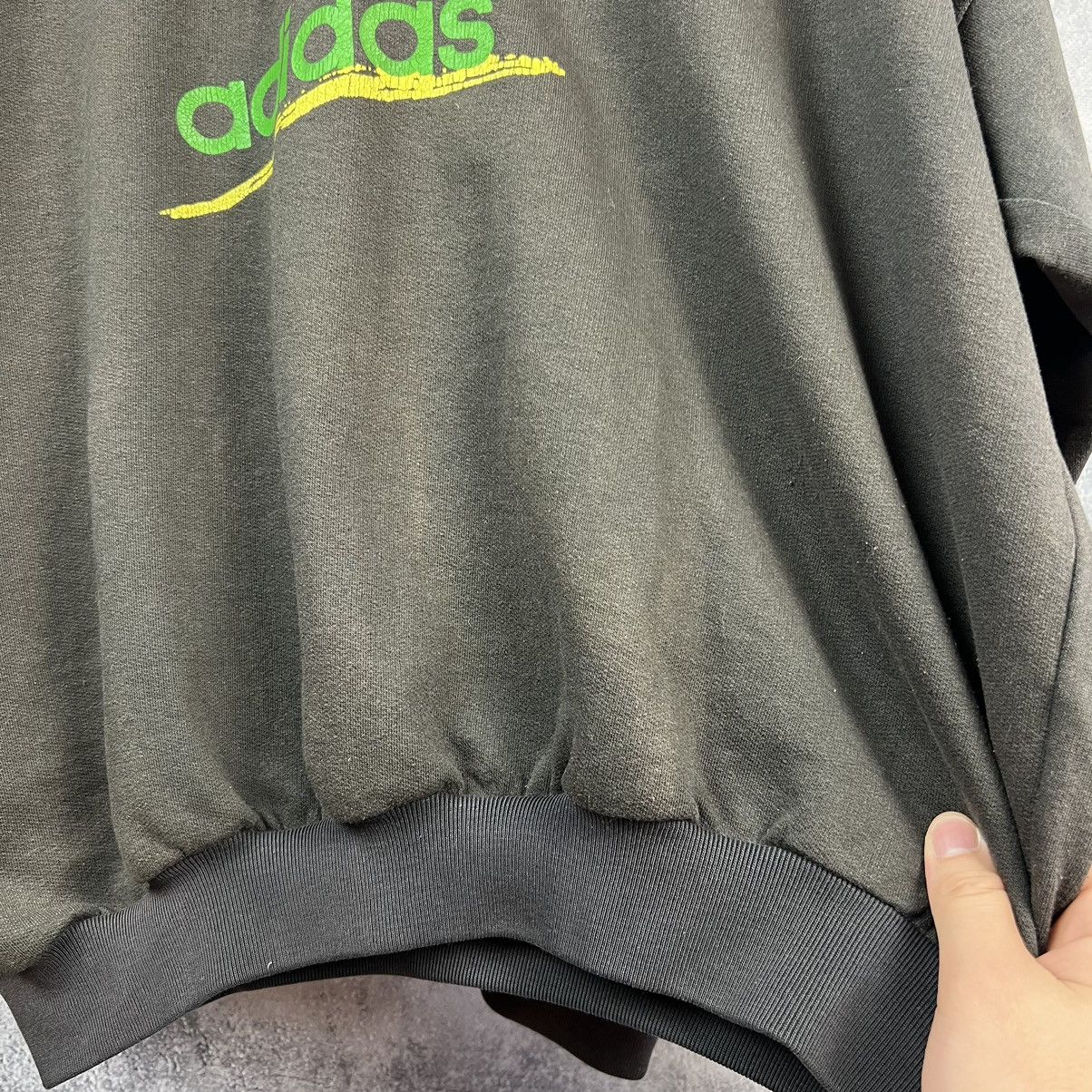 Adidas Adidas Big Logo Vintage Sweatshirt Size US M / EU 48-50 / 2 - 11 Thumbnail