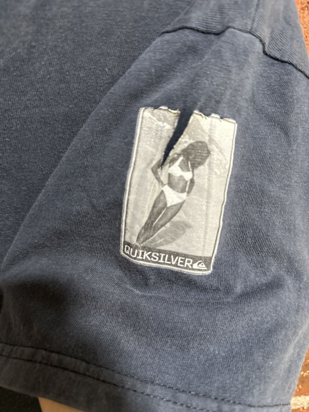 Quicksilver × Vintage Vintage Quiksilver Faded Tee Size US M / EU 48-50 / 2 - 3 Thumbnail