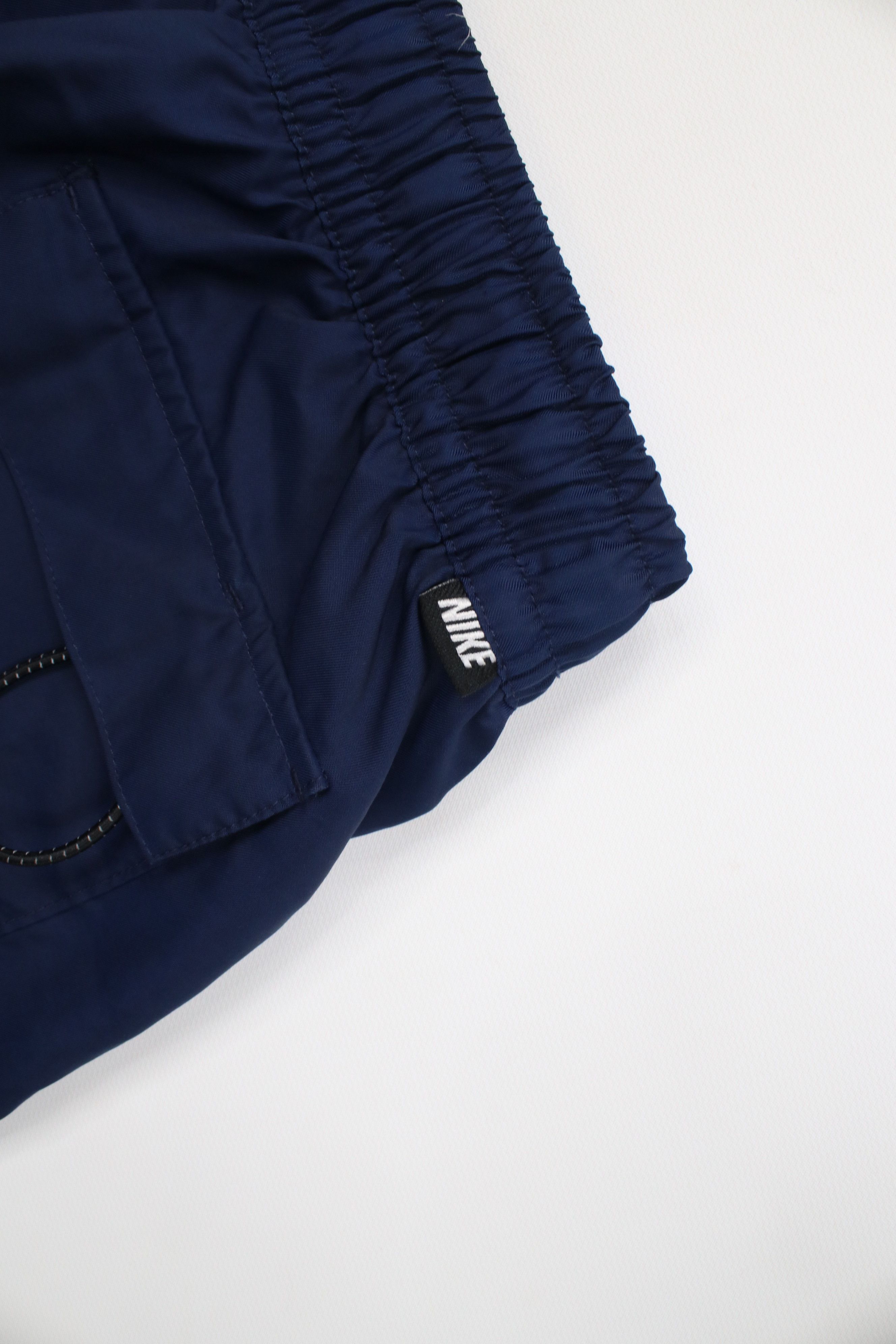 Nike Vintage Y2K Nike Above Knee Windbreaker Shorts Navy Blue Size US 32 / EU 48 - 14 Thumbnail