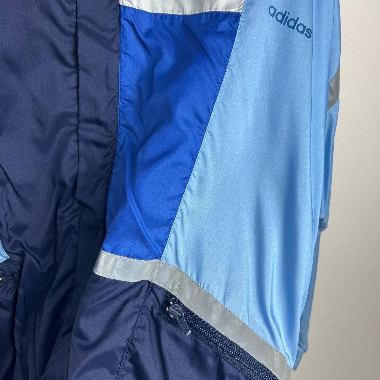 Adidas Vintage Adidas Nylon Small logo nylon rare jacket Size US M / EU 48-50 / 2 - 15 Thumbnail