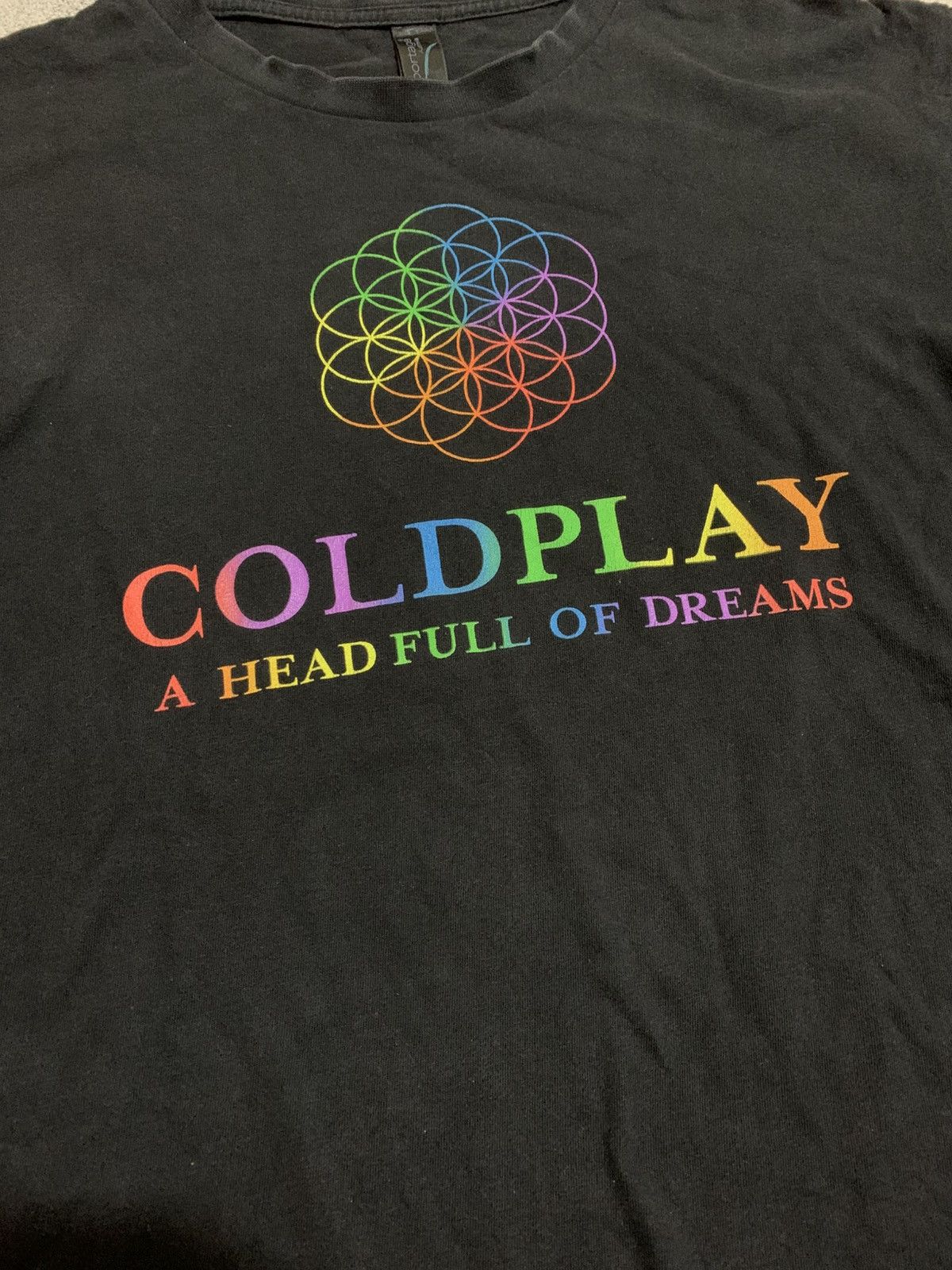 Band Tees Coldplay World Tour 2017 Tees Size US M / EU 48-50 / 2 - 3 Thumbnail