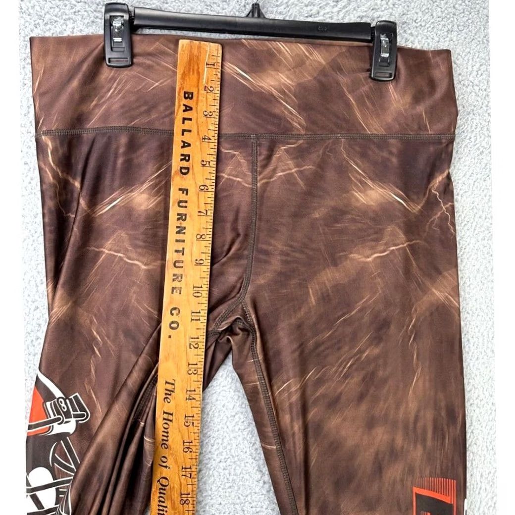 NFL NFL Cleveland Browns Leggings Pants Womens XL Tie Dye Brown Red Sleepwear Ladies Leggings Size 40" / US 18 - 6 Thumbnail