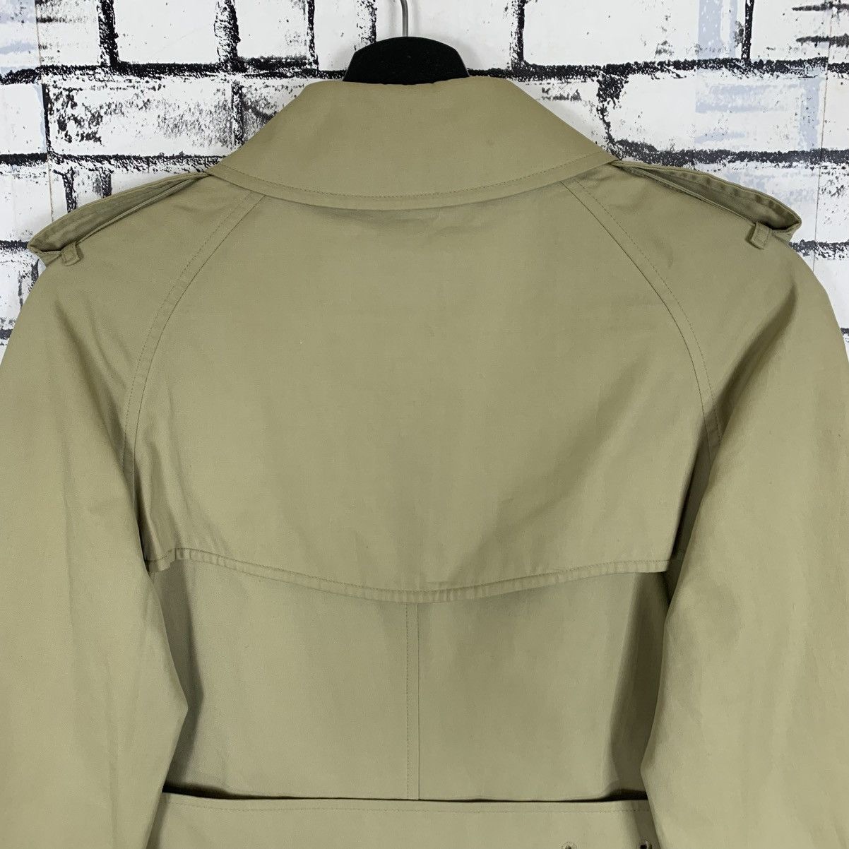 Burberry × Designer × Vintage Vintage Burberrys Trench Coat Woman Size Medium Size L / US 10 / IT 46 - 8 Thumbnail
