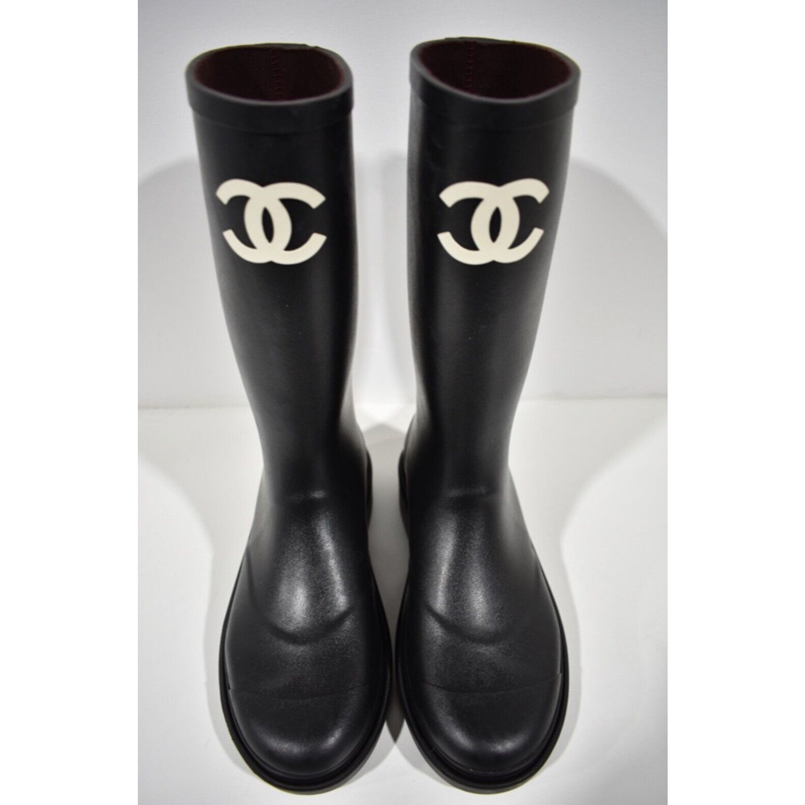 Chanel Chanel REV Black White CC Logo High Rubber Rain Boots 42 Size US 12 / IT 42 - 7 Thumbnail
