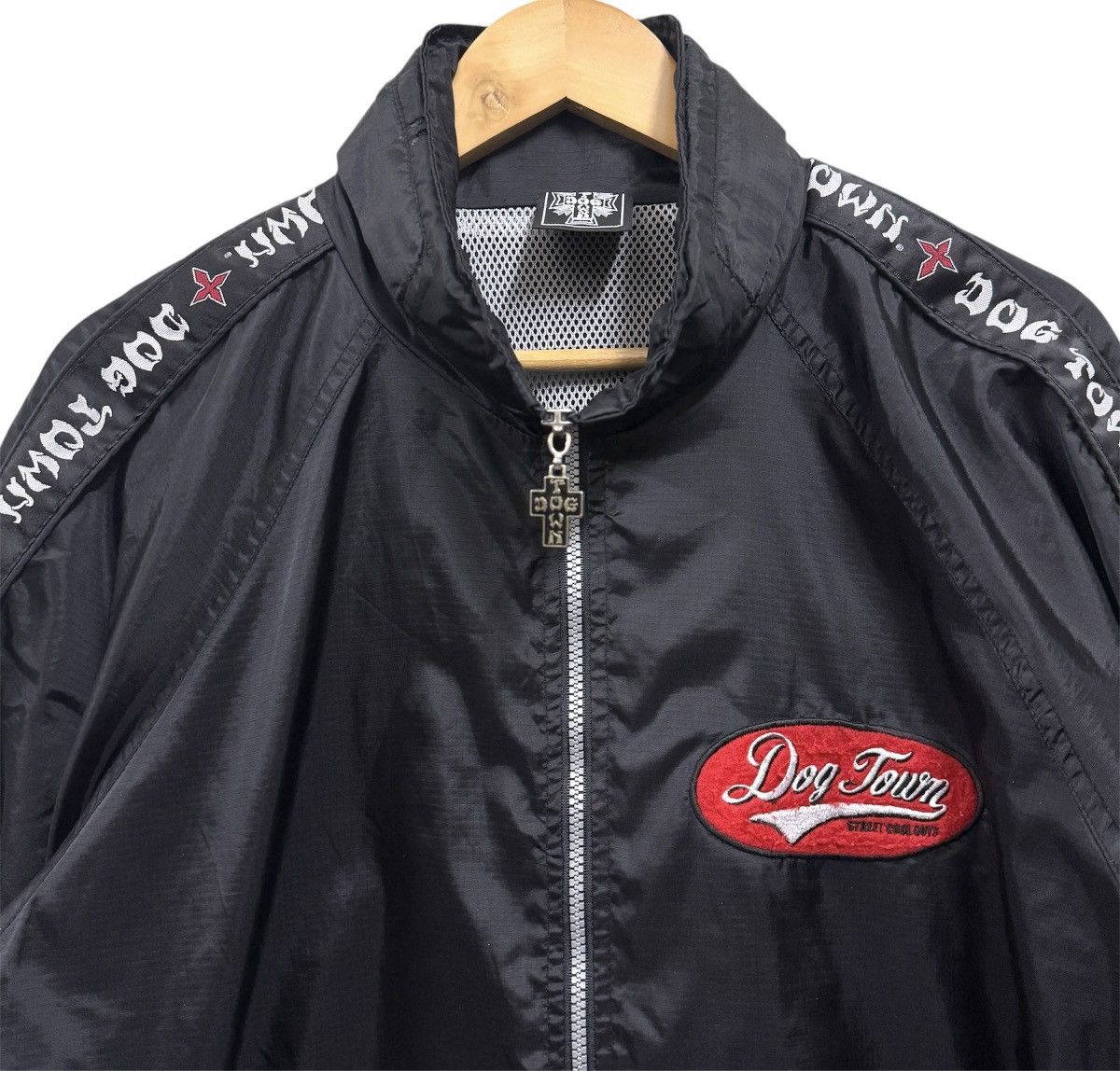 Dogtown Vintage Dogtown Side Tape Hoodie Lightjacket Size US XL / EU 56 / 4 - 3 Thumbnail