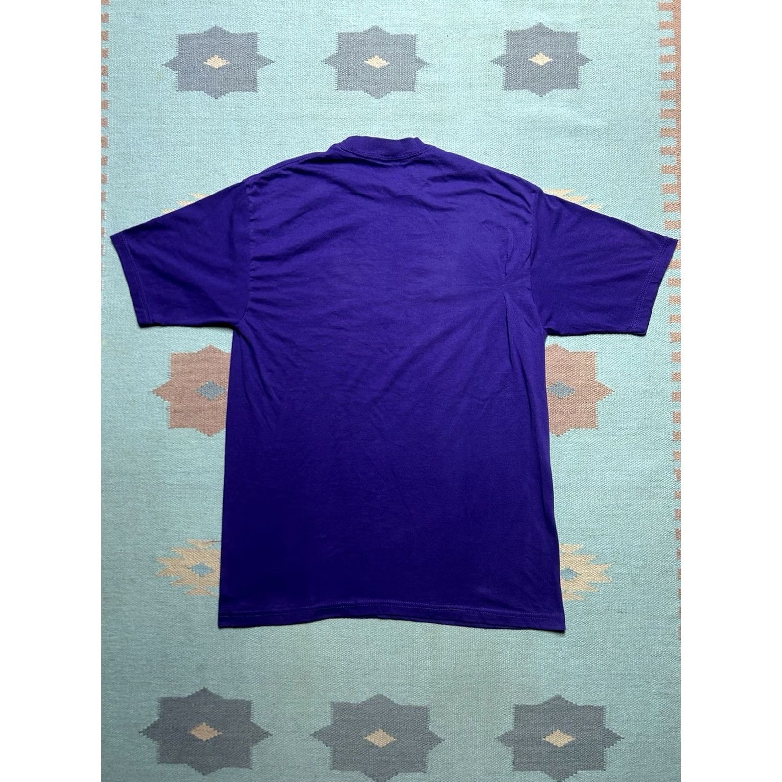 Vintage VINTAGE AND T Shirt Too cool to use drugs and alcohol bee Dare purple L/XL Shirt Mens Size US L / EU 52-54 / 3 - 4 Thumbnail