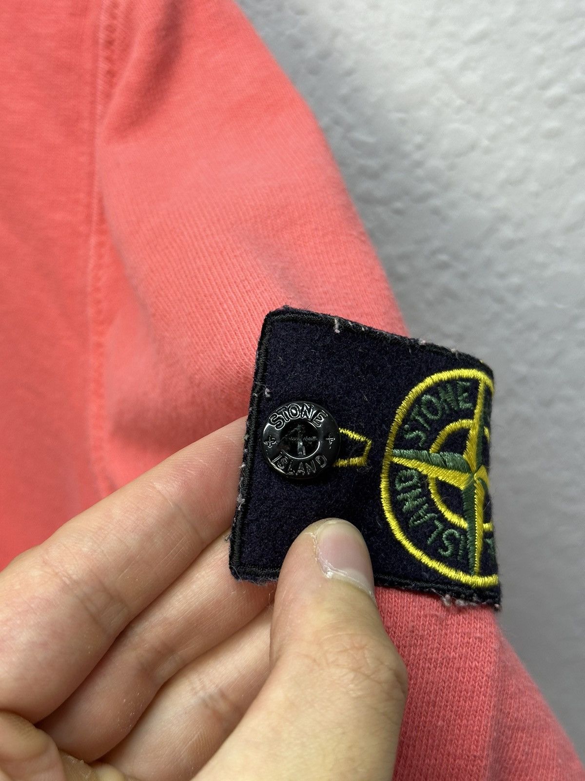 Vintage Vintage Stone Island Pink Sweatshirt Cotton Patch Logo Size US S / EU 44-46 / 1 - 7 Thumbnail