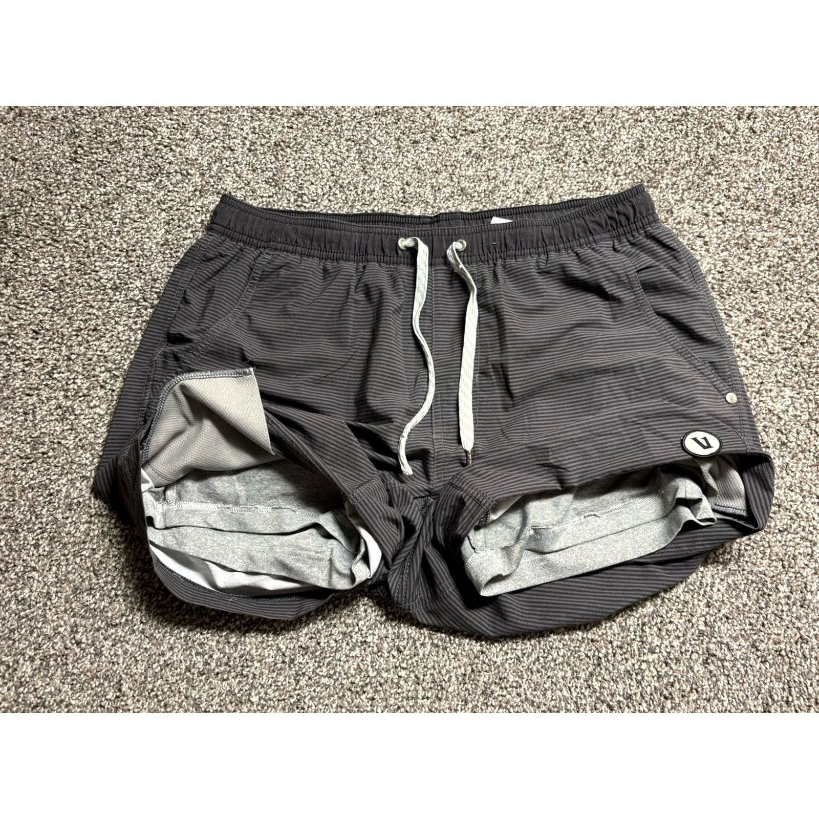 Vuori Vuori Kore Lined Shorts Mens Medium Athletic Performance Activewear Gray Kangaroo? Size US 31 - 3 Thumbnail