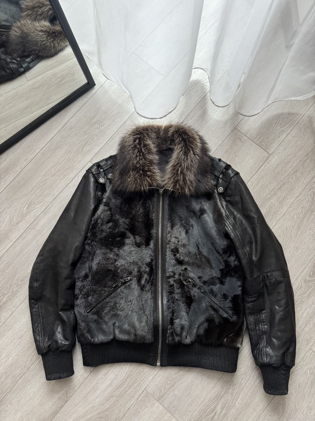 Vintage Levinson Black Leather Shearling Bomber Jacket Size US M / EU 48-50 / 2 - 1 Thumbnail