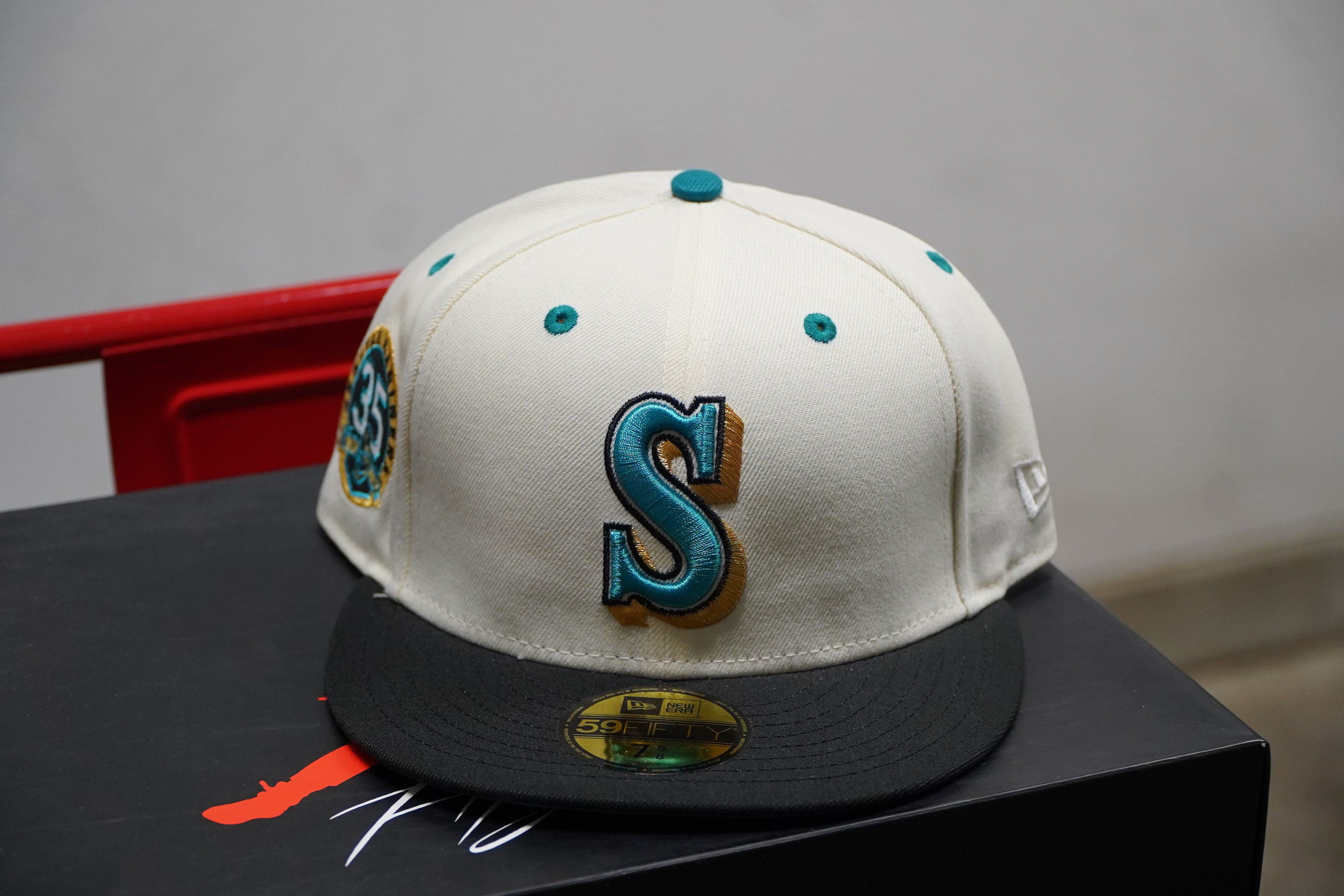 New Era Seattle Mariners New Era - 7 1/2 Size ONE SIZE - 1 Thumbnail