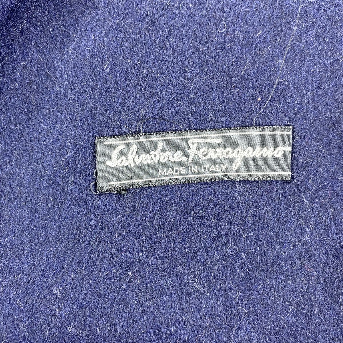 Salvatore Ferragamo × Vintage Salvatore Ferragamo Scarf # D650 # Muffler # Neckwear Size ONE SIZE - 6 Thumbnail