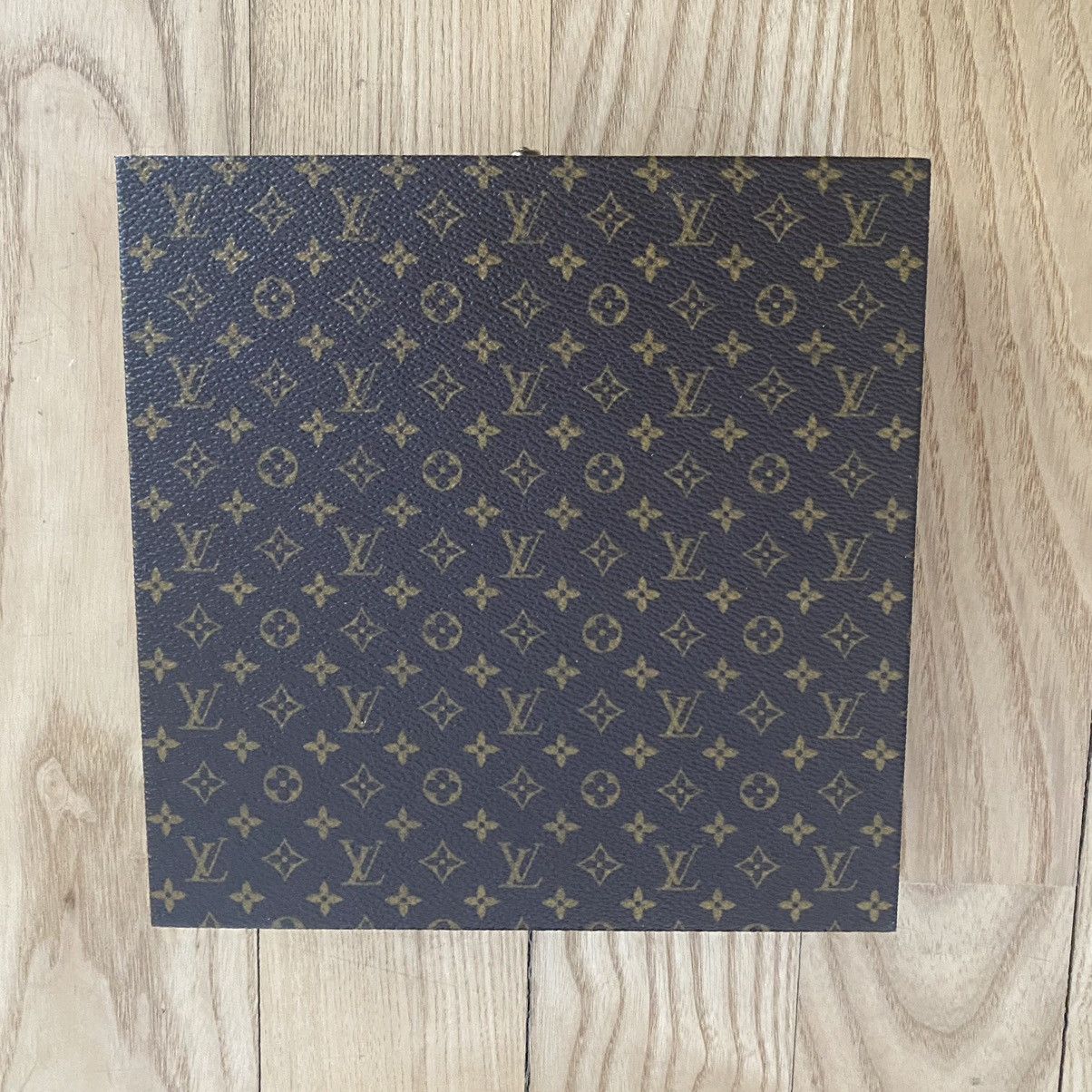 Louis Vuitton Louis Vuitton Jewelry Trunk Case Box Luggage Monogram Decor Size ONE SIZE - 10 Thumbnail