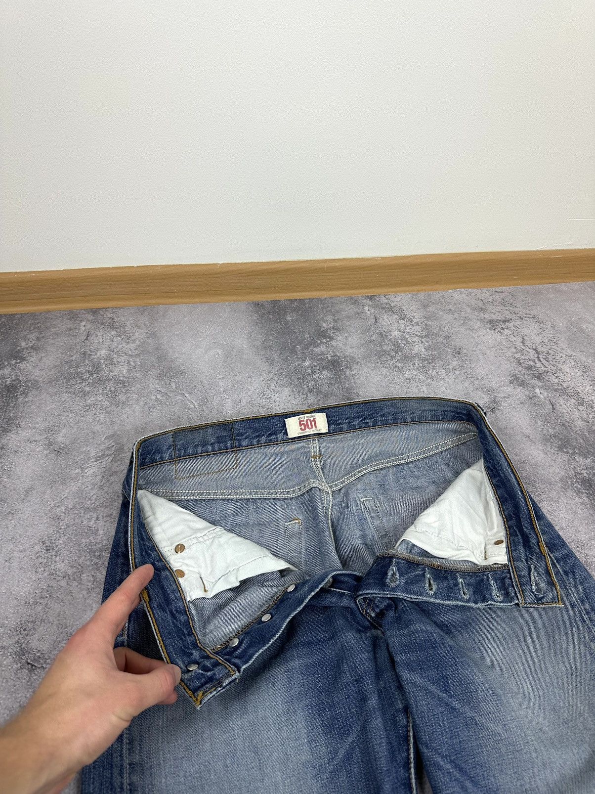 Levi's Vintage Levi's 501 Faded American Denim Baggy Hype Jeans Size US 32 / EU 48 - 16 Thumbnail