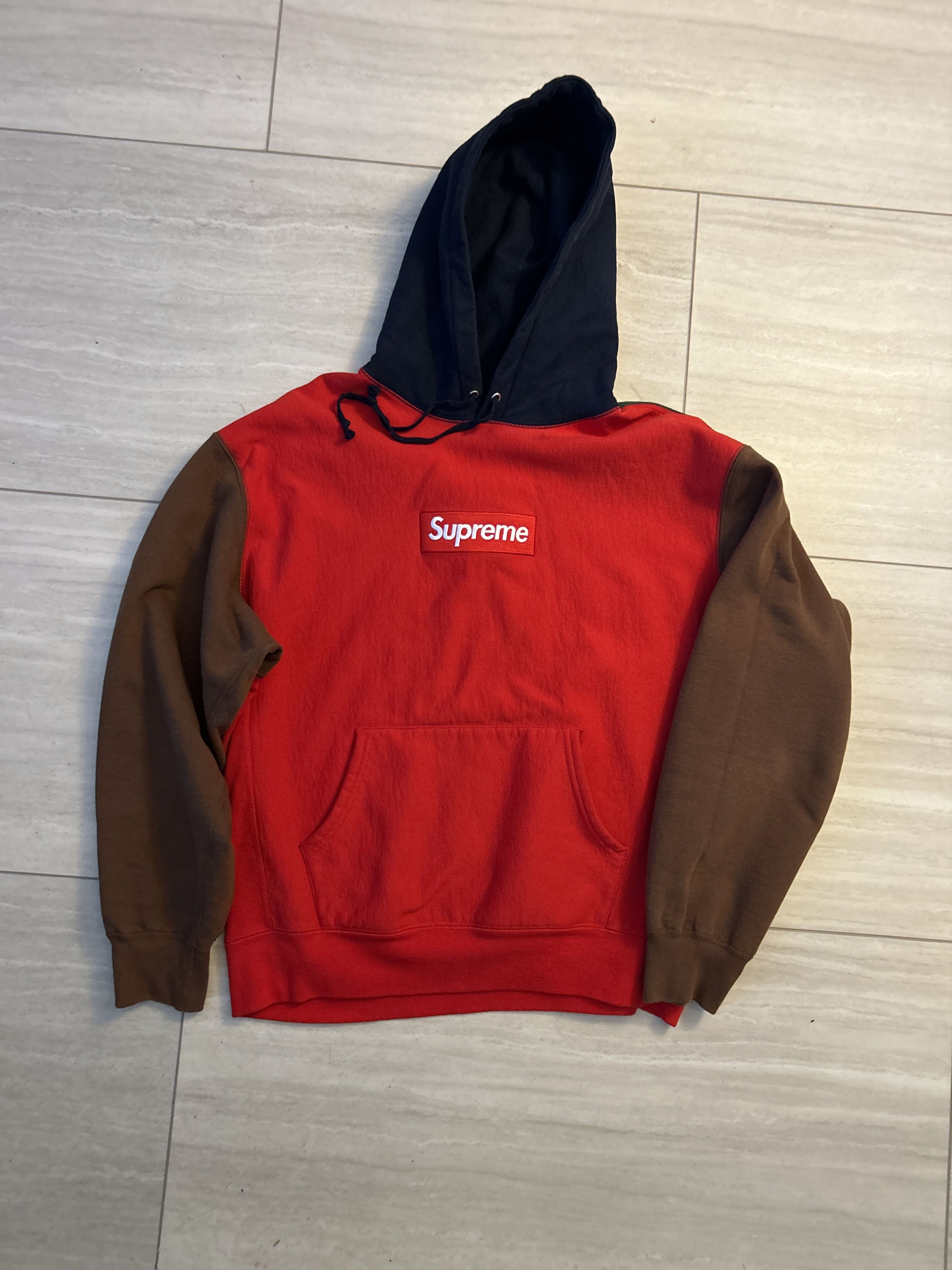 Supreme Supreme Multi Color Box Logo Sweatshirt Size US L / EU 52-54 / 3 - 1 Preview