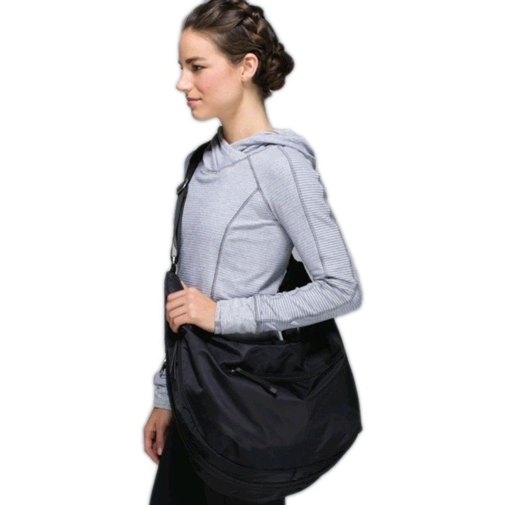 Lululemon Lululemon Large Resolution Expandable Crossbody Sling Bag Size ONE SIZE - 1 Thumbnail