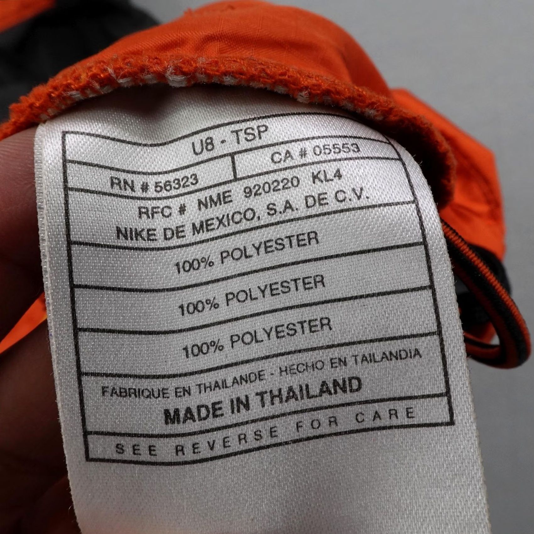 Nike VINTAGE Nike ACG Outer Layer 3 Parka Jacket Men L Orange Windproof Zip Hooded Size US L / EU 52-54 / 3 - 5 Thumbnail