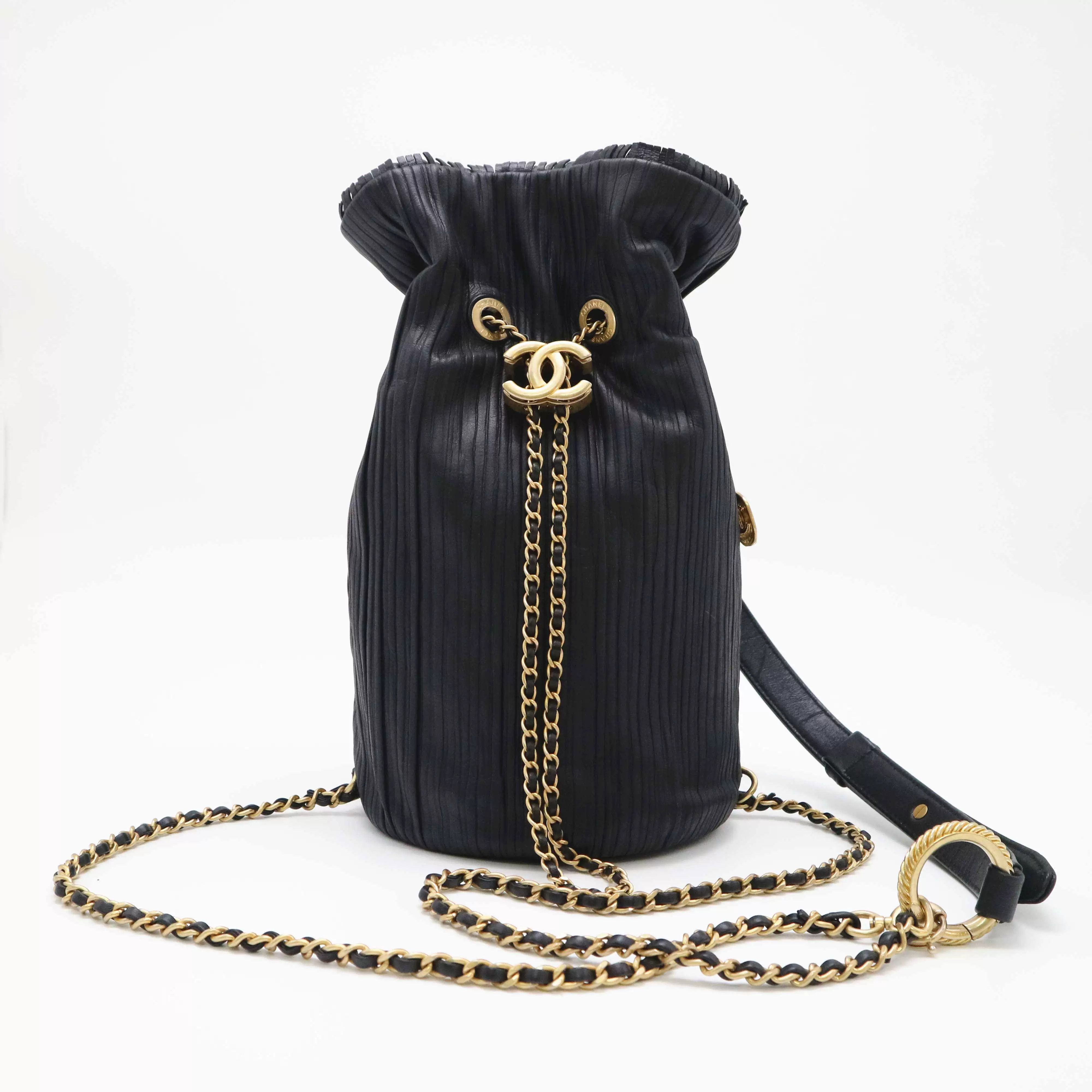 Chanel Pre-loved Bag Very good condition Size ONE SIZE - 1 Thumbnail