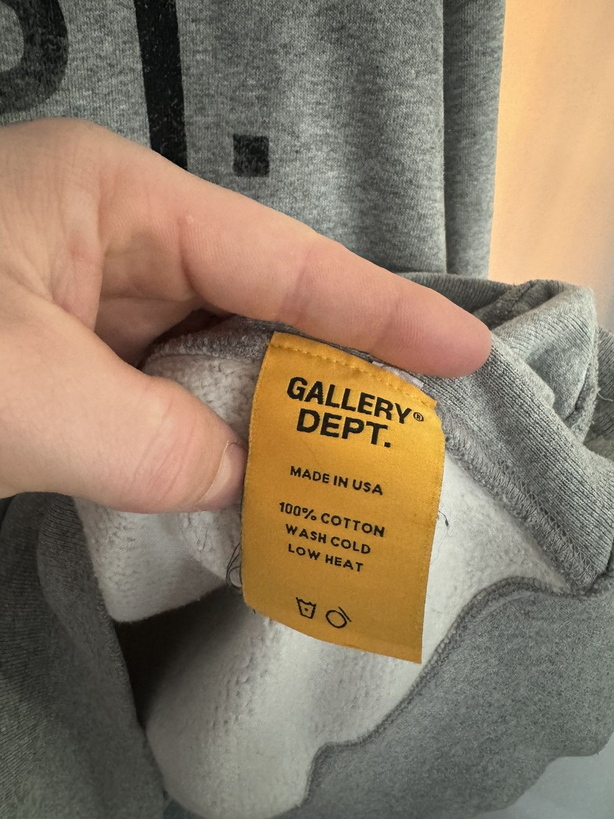 Gallery Dept. Gallery Dept. centre logo hoodie Size US L / EU 52-54 / 3 - 4 Thumbnail