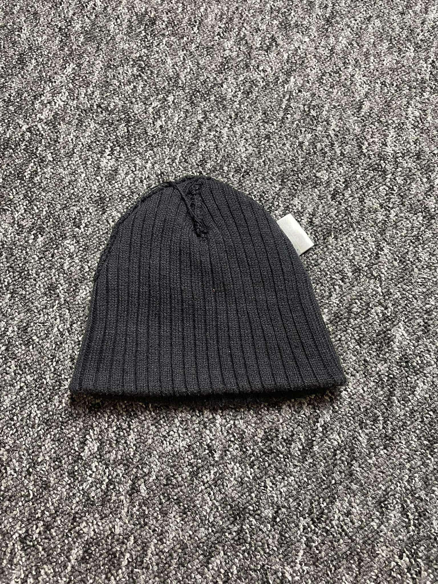 New Era × Vintage Vintage Winter Hat retro style logo New Era y2k streetwear Size ONE SIZE - 4 Thumbnail