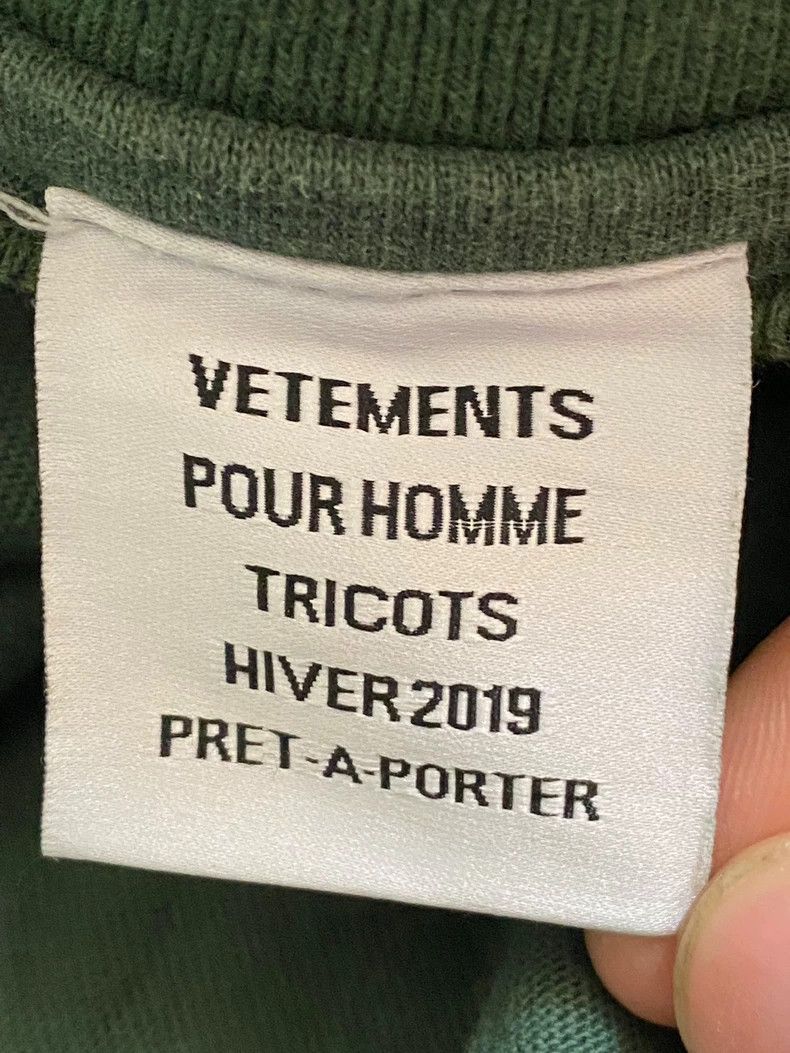 Vetements Vetements Embroidered Logo Long Sleeve Hoodie with Thick F Size US S / EU 44-46 / 1 - 6 Thumbnail