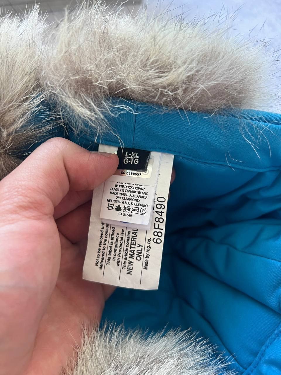 Canada Goose NEW CANADA GOOSE AVIATOR HAT FUR L/XL Size 34 - 7 Thumbnail