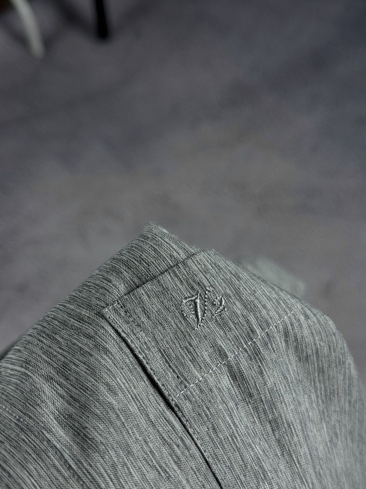 Designer × Versace × Vintage Vintage Versace Classic V2 Gray Melange Long Sleeve Shirt Size US M / EU 48-50 / 2 - 10 Thumbnail