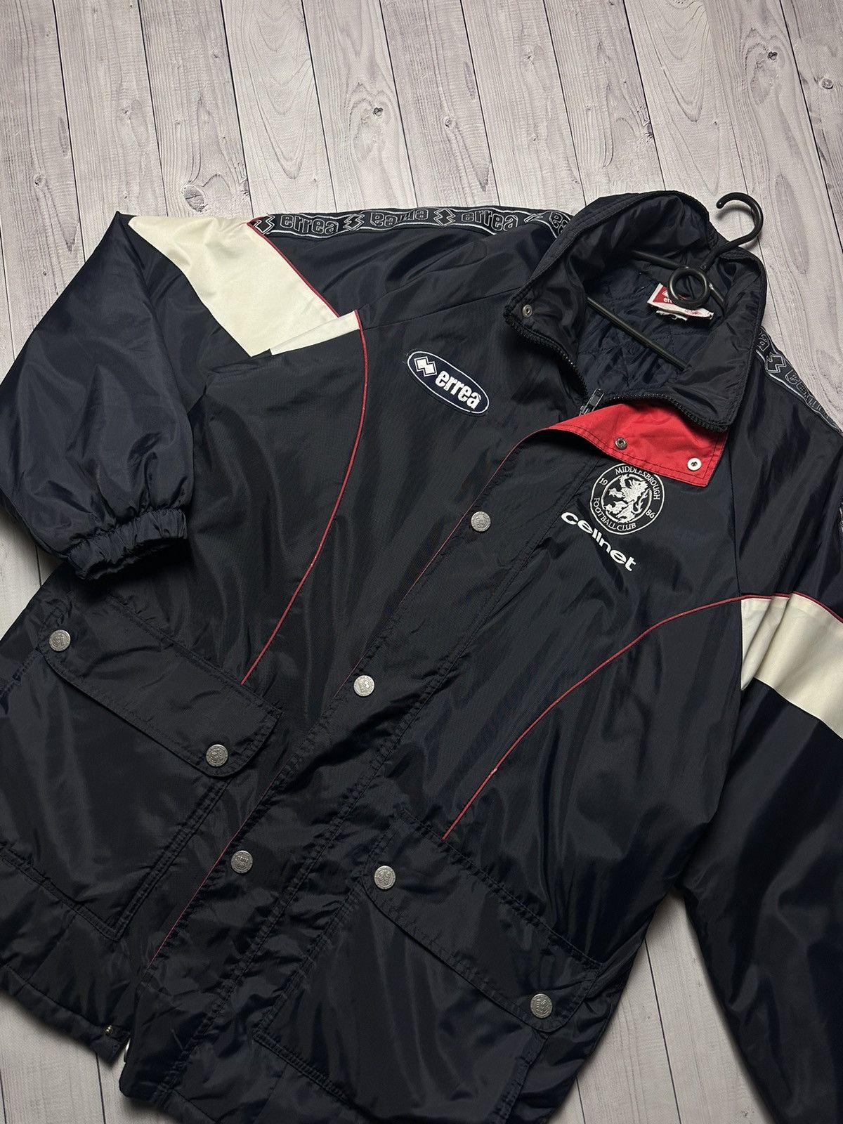 Vintage Vintage Middlesbrough errea soccer jacket parka size XL logo Size US XL / EU 56 / 4 - 4 Thumbnail