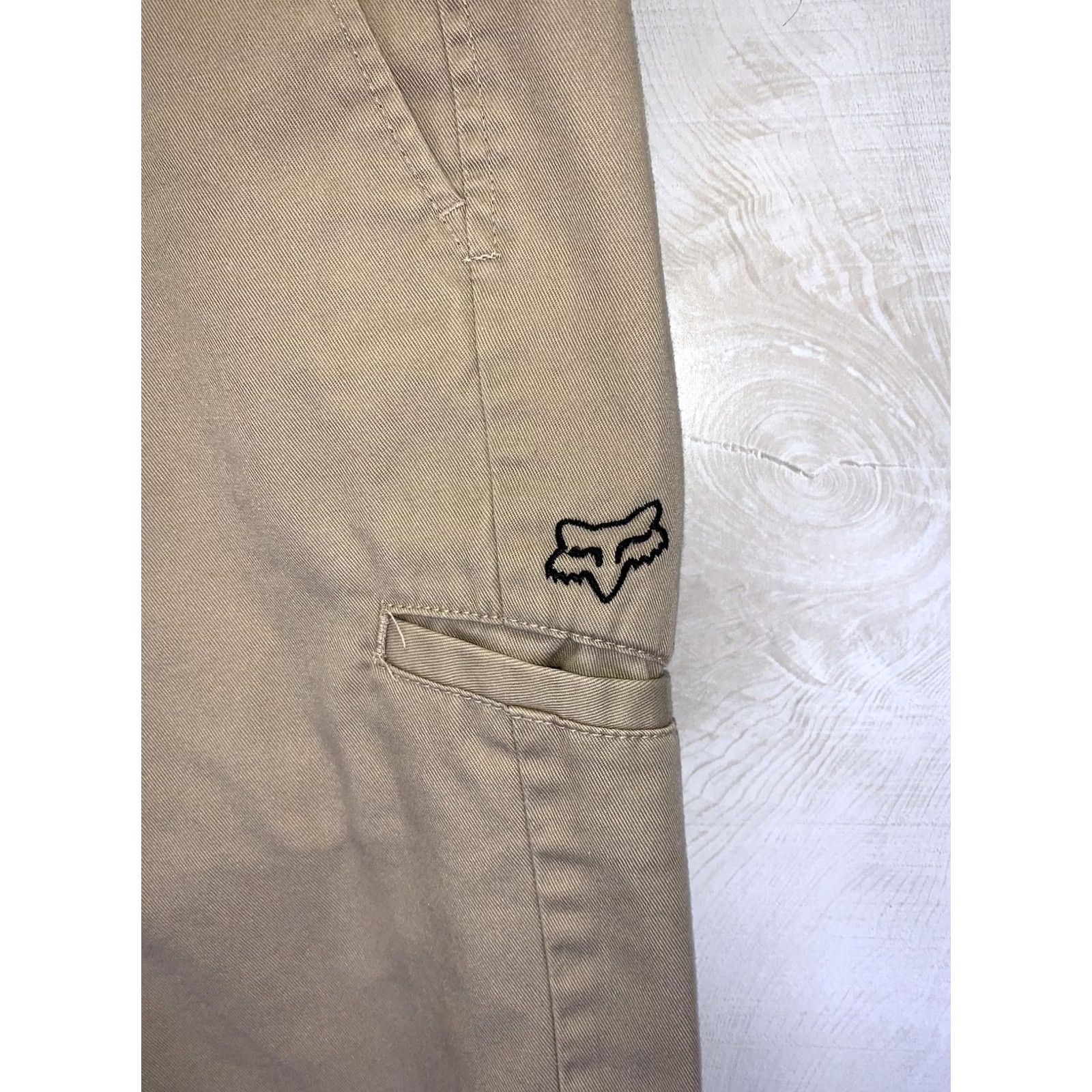 Fox Racing Fox Racing Mens Khaki Chino Shorts Size 29-8404 Regular 29in Beige Cotton Blend Front Flat Embroidered Logo Casual Travel Mens Shortings Size US 29 - 4 Thumbnail
