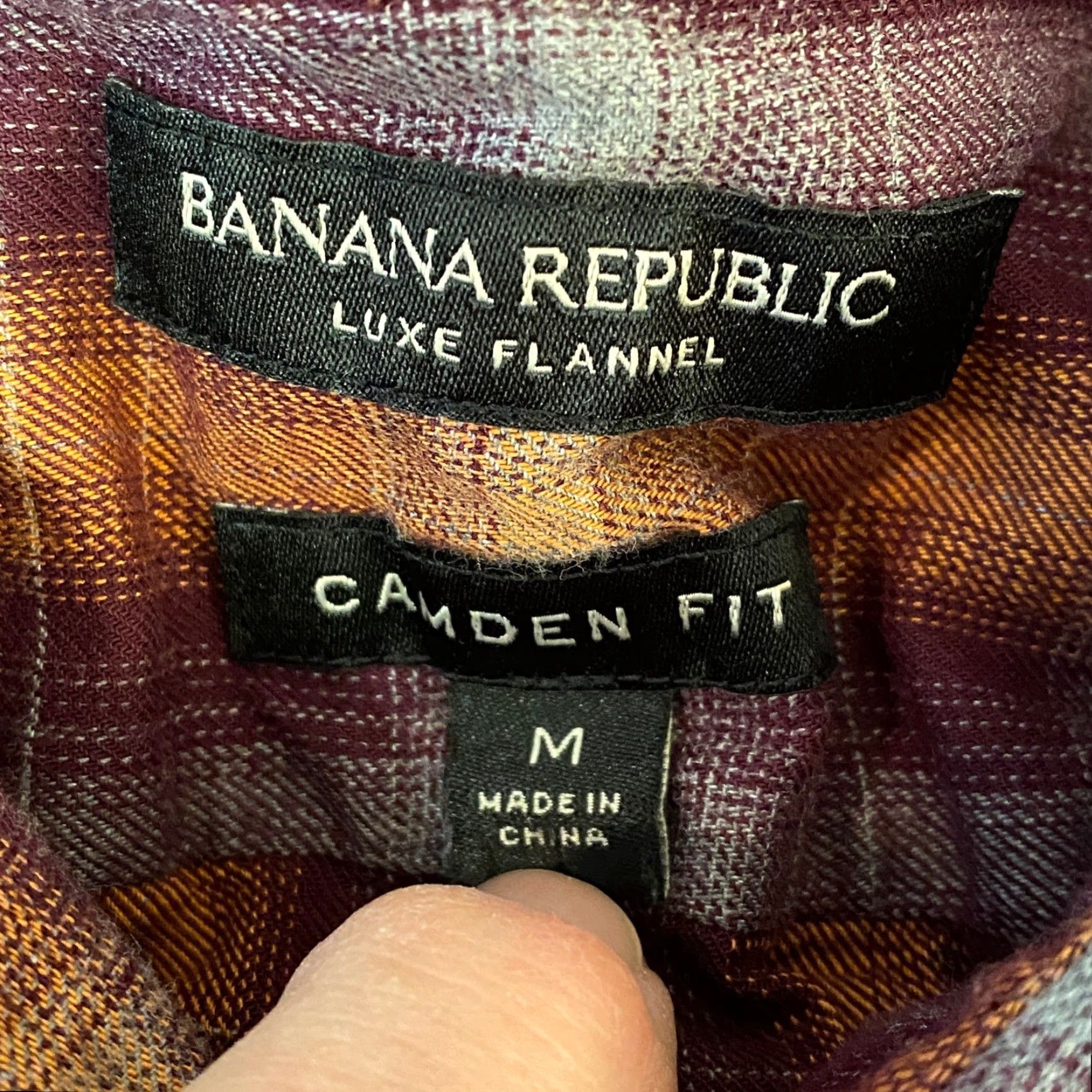 Banana Republic Banana Republic Camden Fit Luxe Flannel Button-Down Shirt M Plaid Purple Long Sleeve Men’s Button Up Casual Workwear - note: ensure no extra spaces? Size US M / EU 48-50 / 2 - 3 Thumbnail
