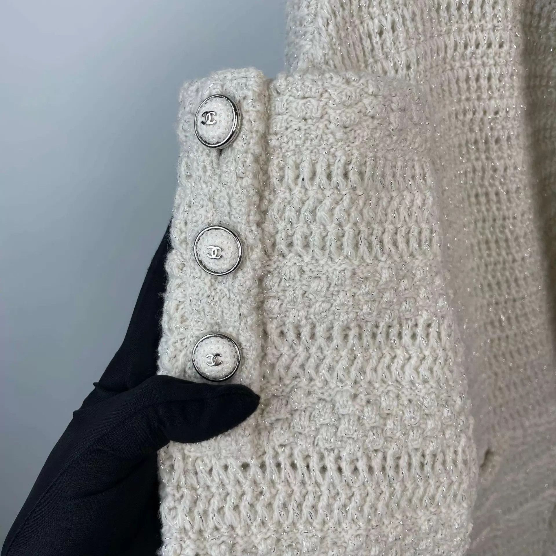 Chanel Chanel Women's Silver Thread 4-Pocket Knit Cardigan 38 Size S / US 4 / IT 40 - 6 Thumbnail