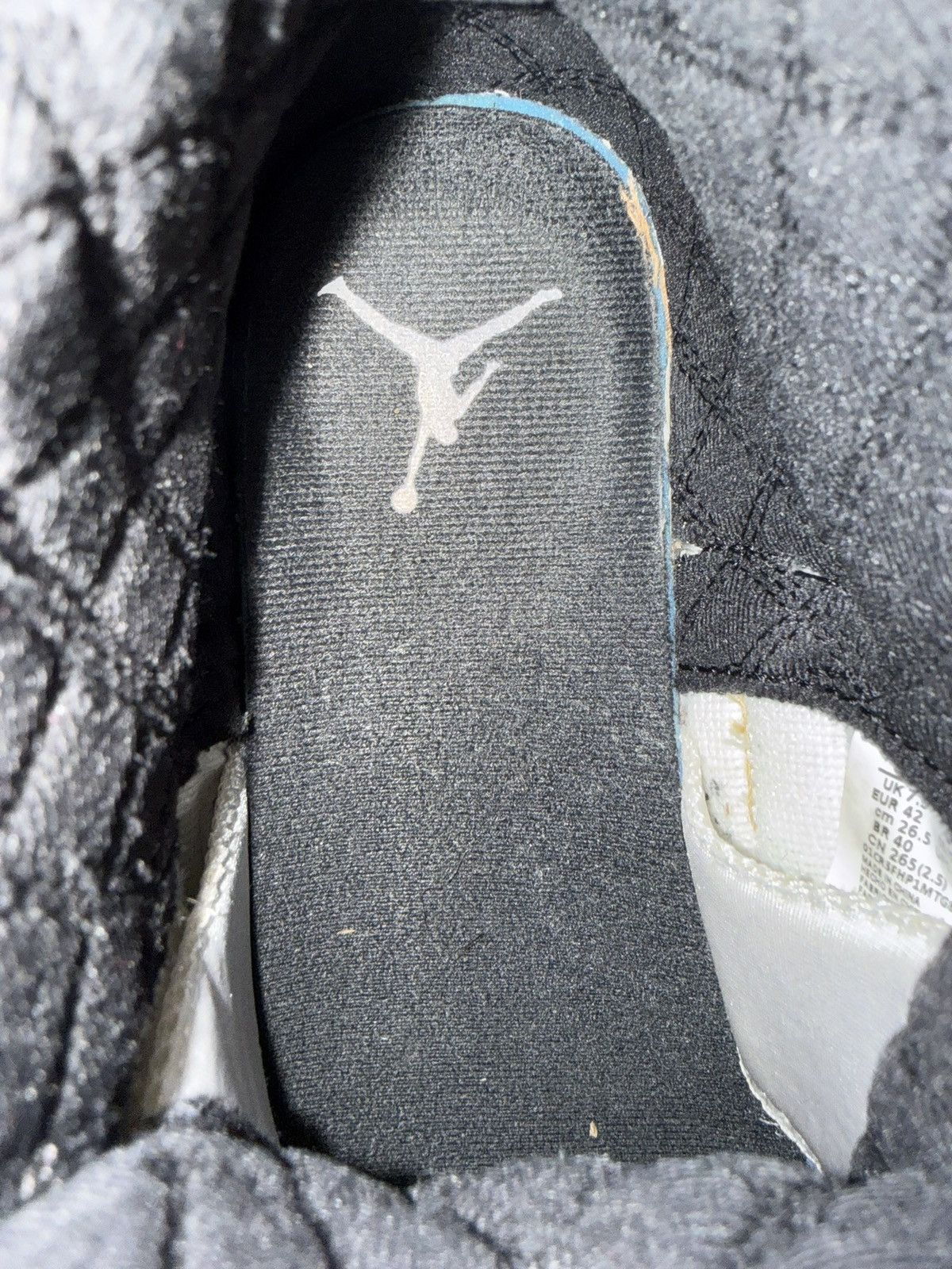 Jordan Brand Jordan retro 12 reverse taxi sz 8.5 Size US 8.5 / EU 41-42 - 6 Thumbnail
