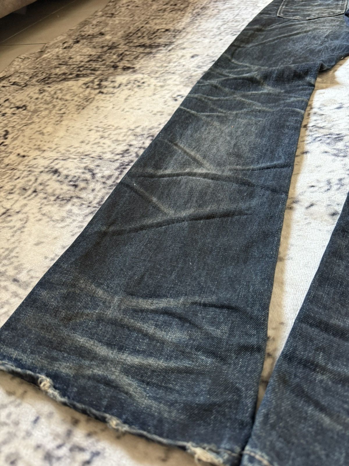 GOSTAR DE FUGA Fuga Japan Shadow Wash Coated Claw Mark Flared Jeans Size US 30 / EU 46 - 20 Thumbnail