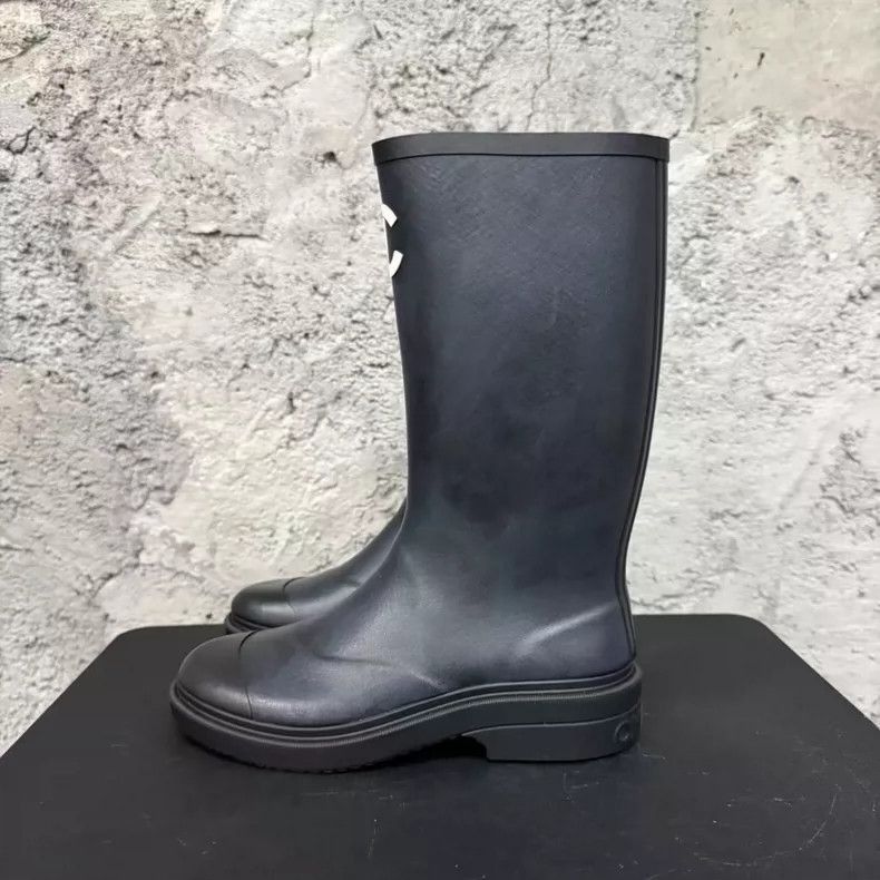 Chanel Chanel Rain Boots with Protective Coating-yf Size US 7.5 / EU 40-41 - 3 Thumbnail