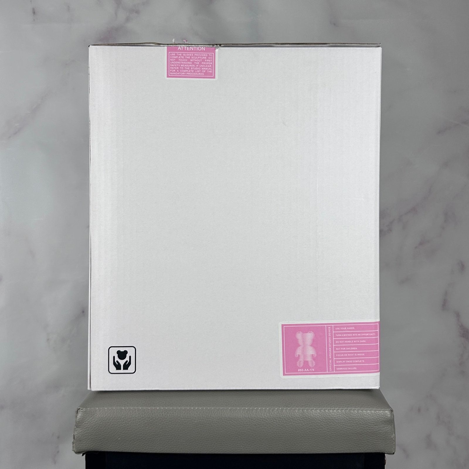 Daniel Arsham Pink Cracked Bear Figure Size ONE SIZE - 12 Thumbnail