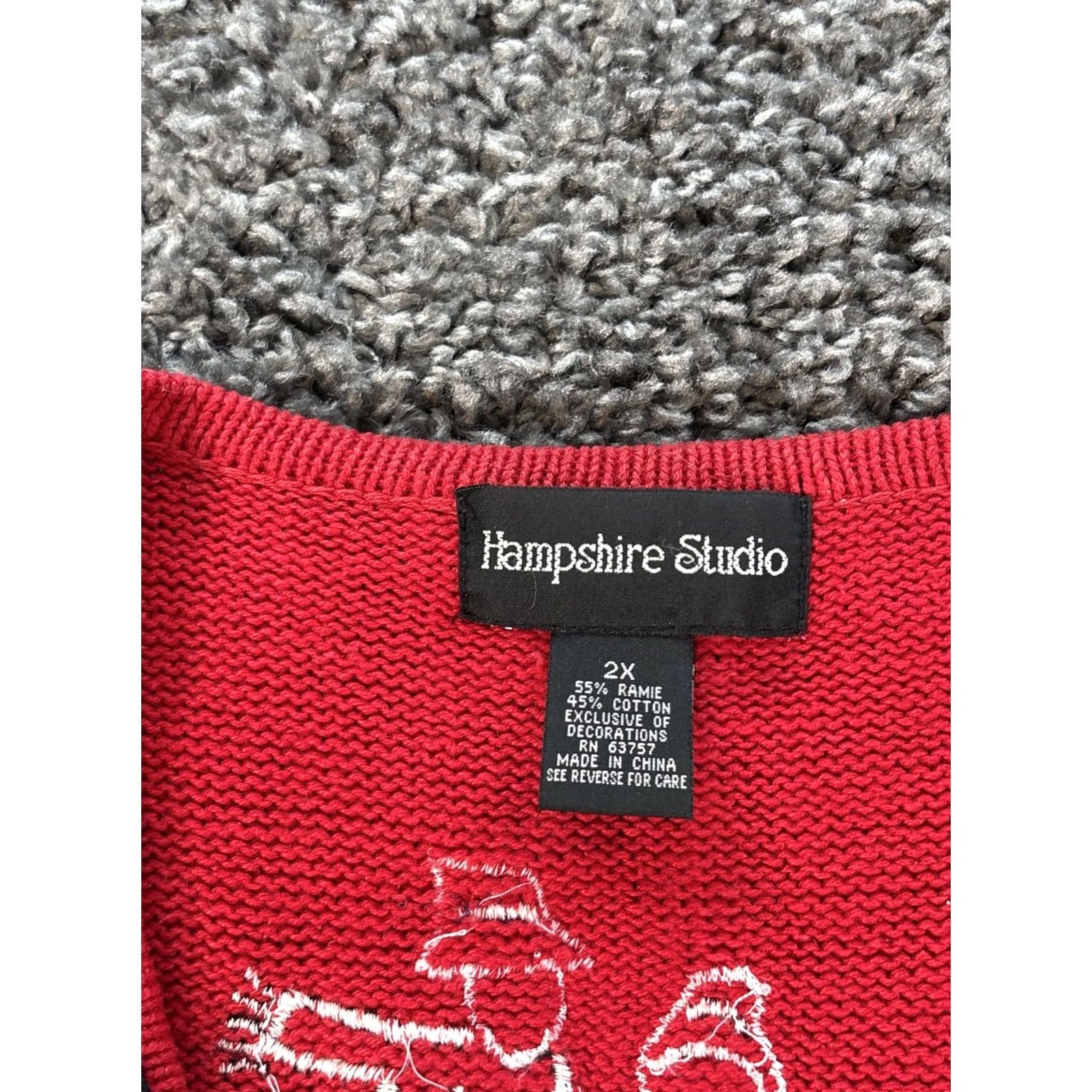 Vintage VINTAGE Hamshire Studio Sweater Womens 2X Red Christmas Vest Button Chunky Size XXL / US 16-18 / IT 52-54 - 4 Thumbnail
