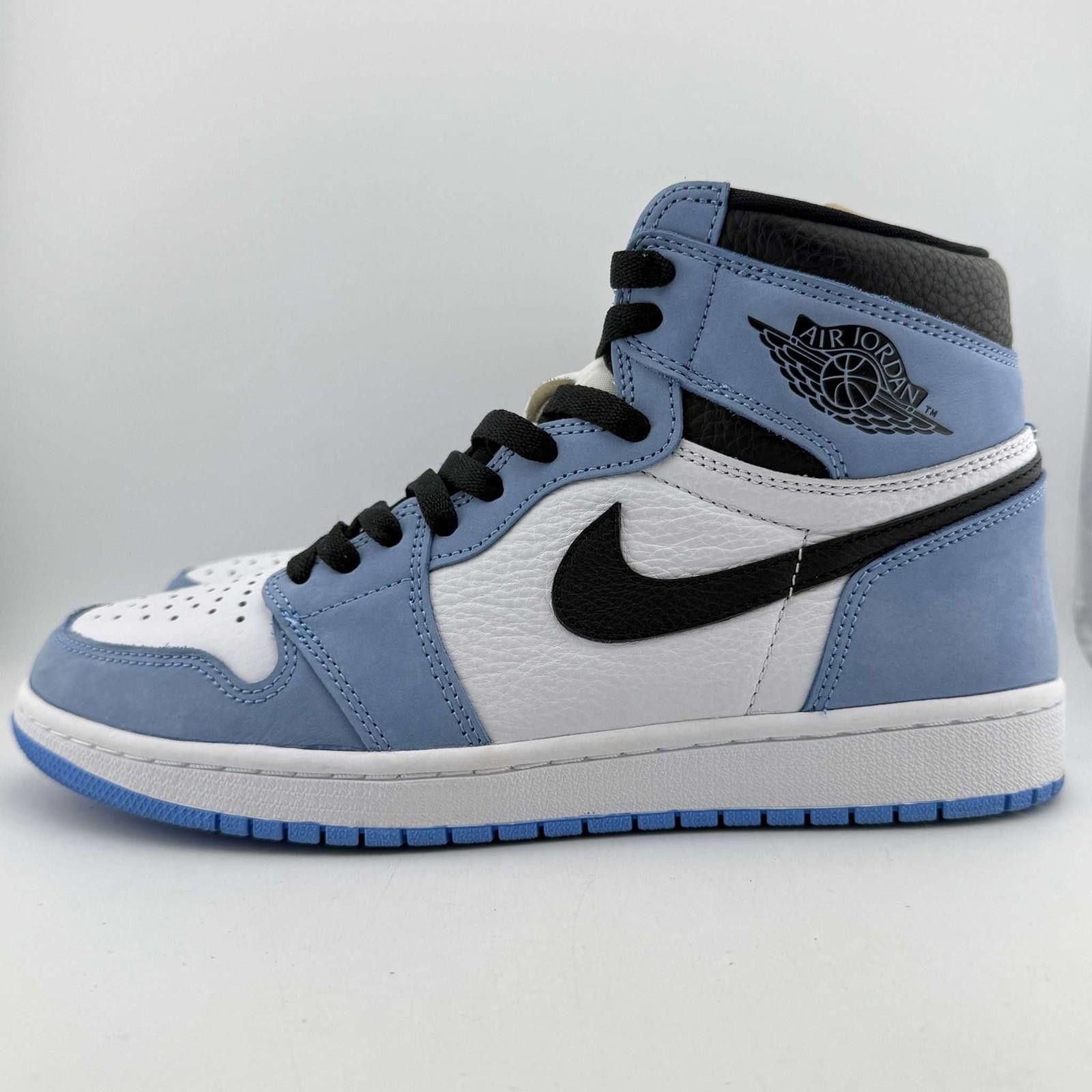 Nike og box Air Jordan 1 Retro High OG University Blue 9.5 Used Size US 9.5 / EU 42-43 - 2 Thumbnail