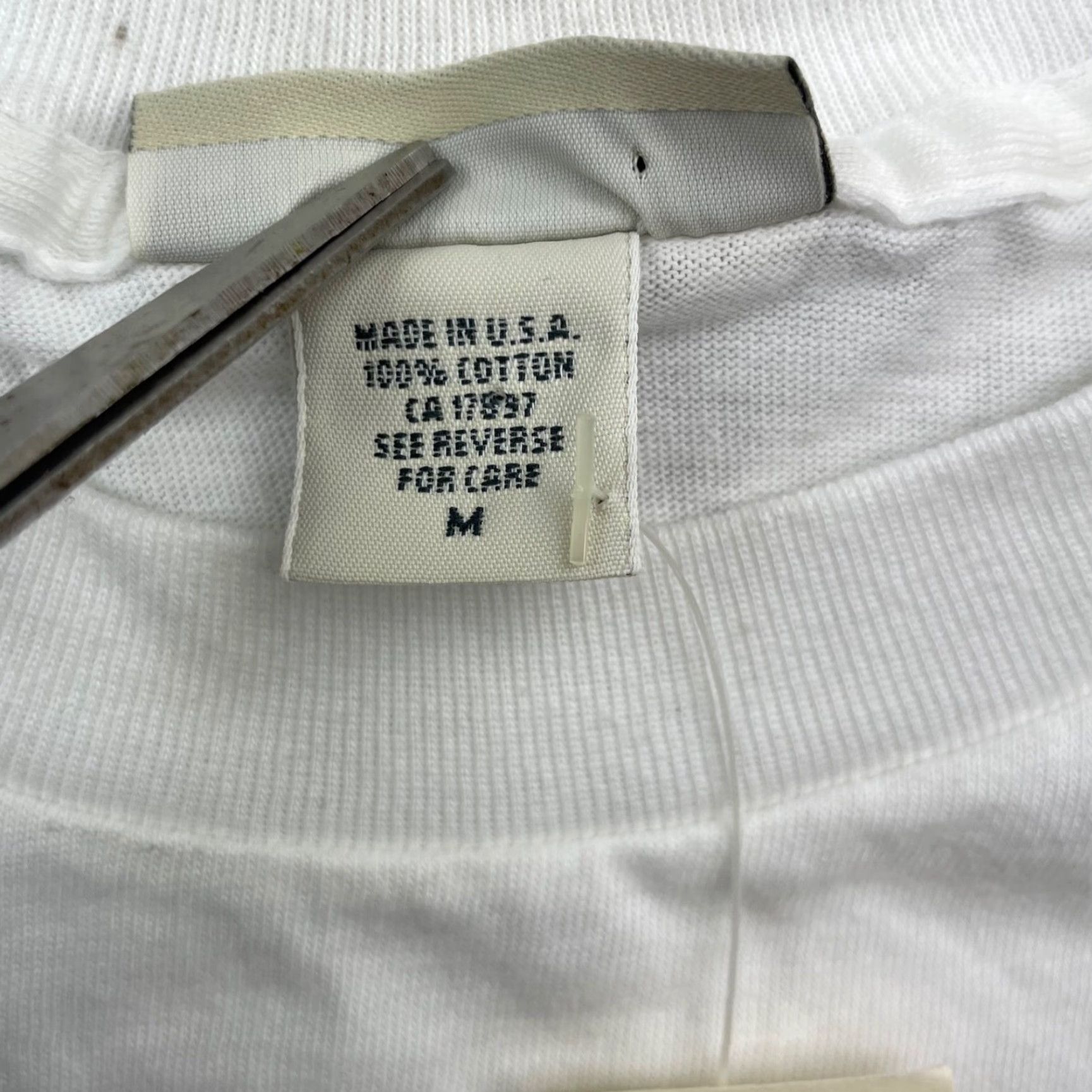 Banana Republic VINTAGE Banana Republic Shirt White M Men Safari Pocket T-Shirt US 100% Cotton Crew Neck Short Sleeve Double-Sided Printed Graphic Size US M / EU 48-50 / 2 - 7 Thumbnail
