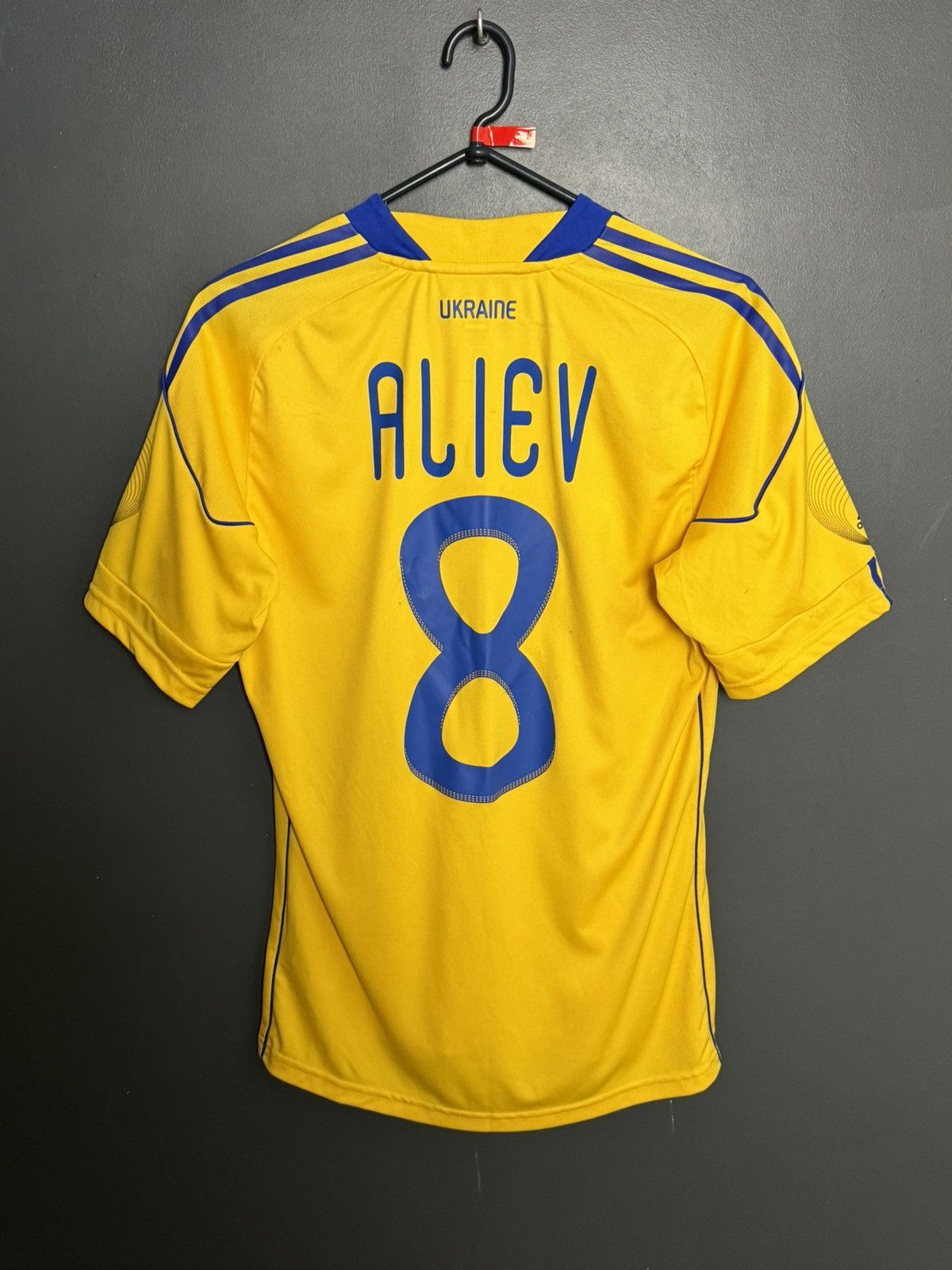 Adidas Ukraine 10/11 Home Match Worn Aliev Football Soccer Jersey Size US M / EU 48-50 / 2 - 2 Thumbnail