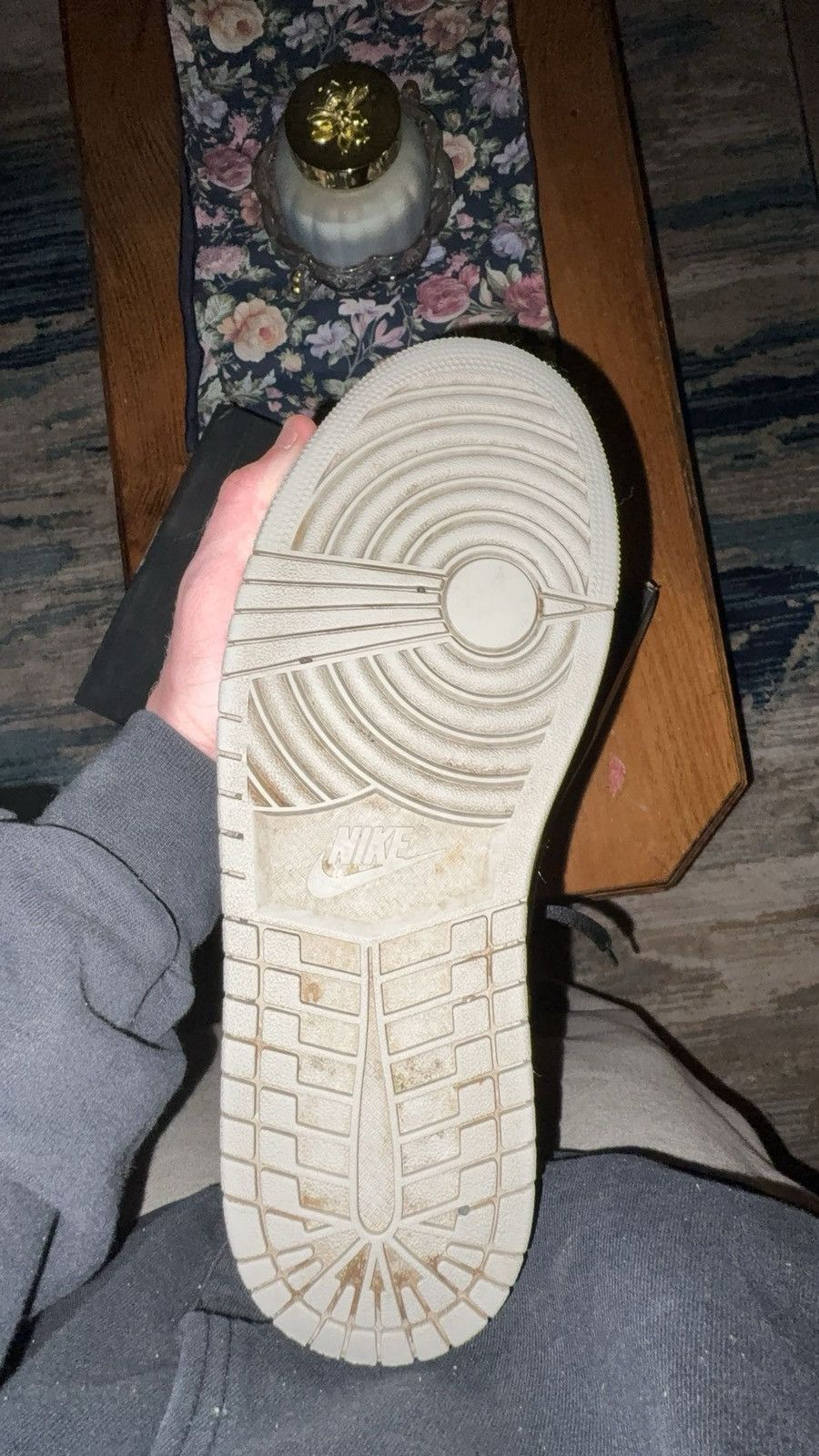 Jordan Brand Jordan 1 smoke grey Size US 10 / EU 43 - 5 Thumbnail