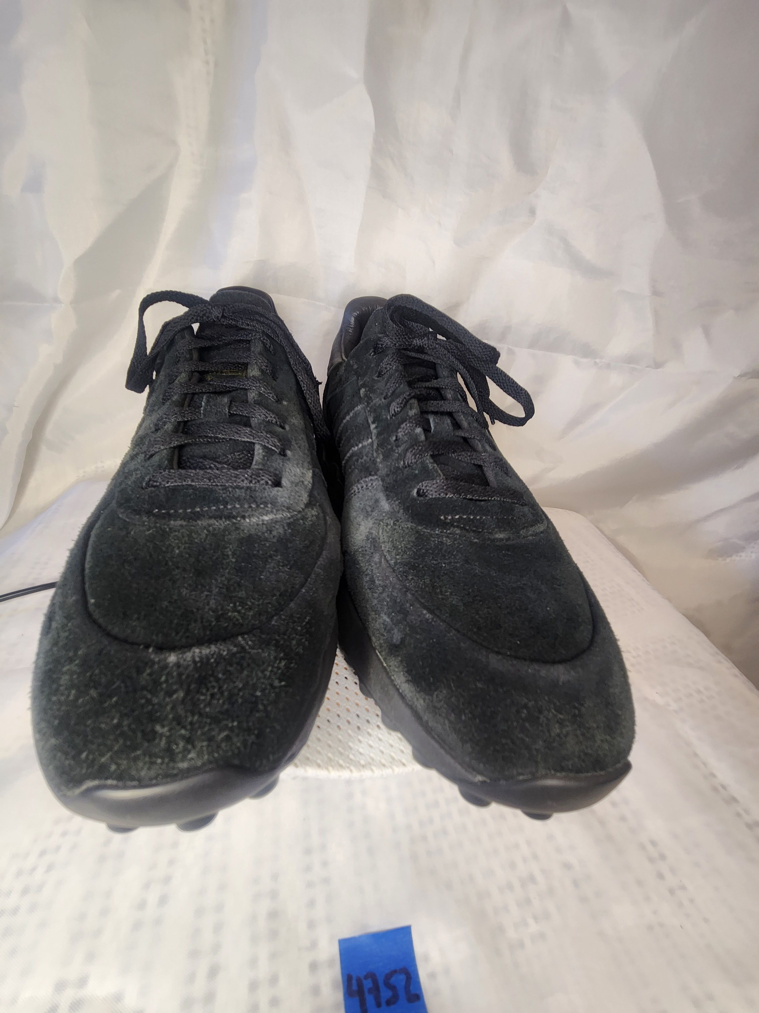Adidas LA TRAINER XLG Size US 12 / EU 45 - 3 Thumbnail